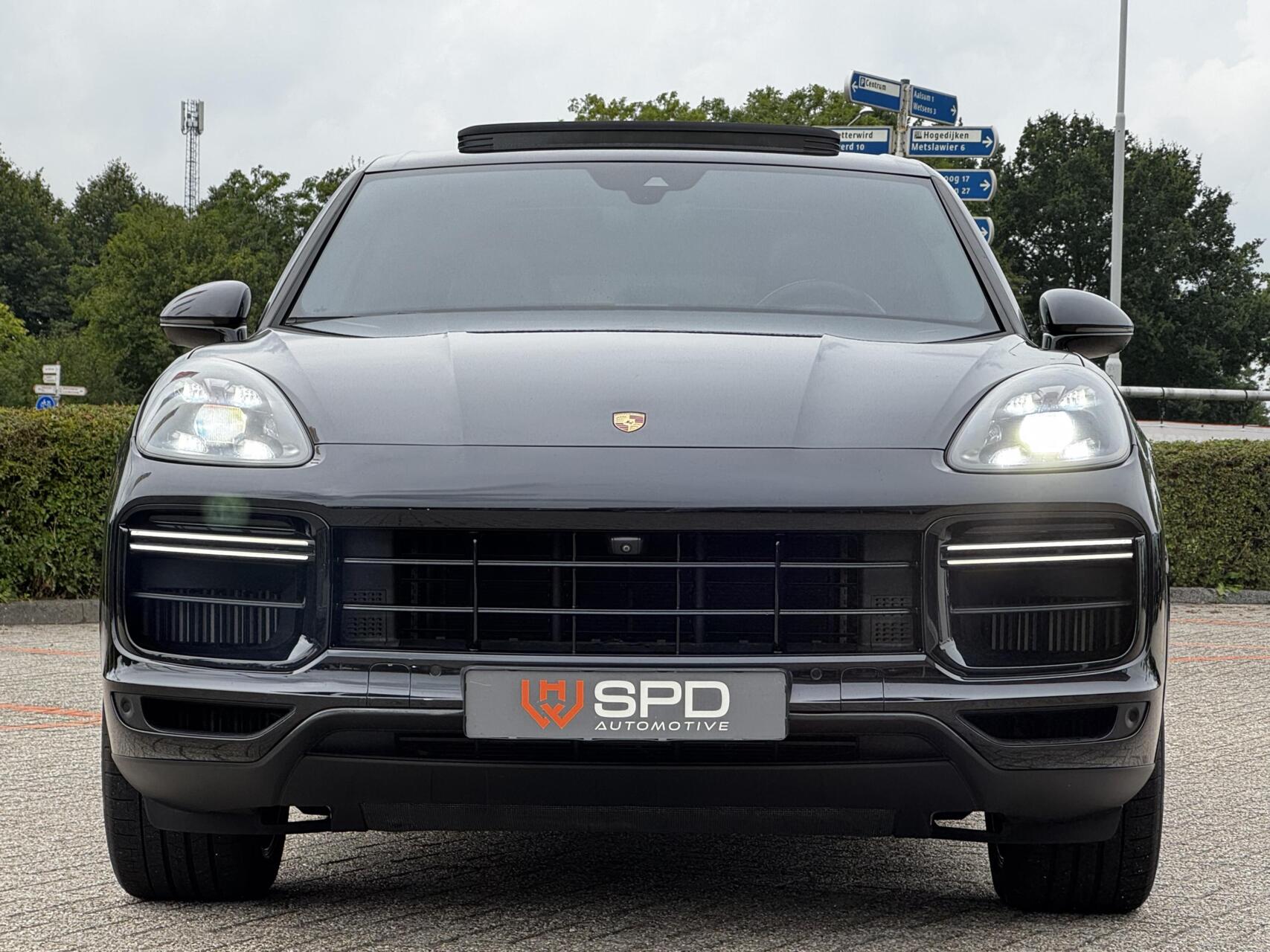 Foto van Porsche Cayenne Turbo