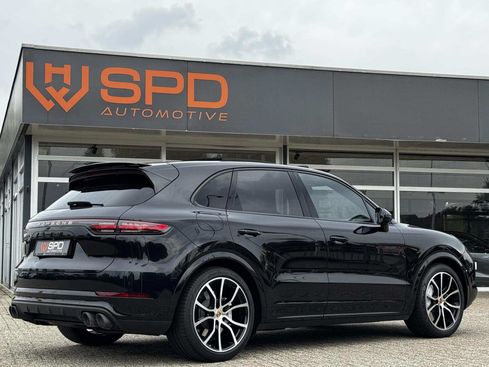 Foto van Porsche Cayenne Turbo