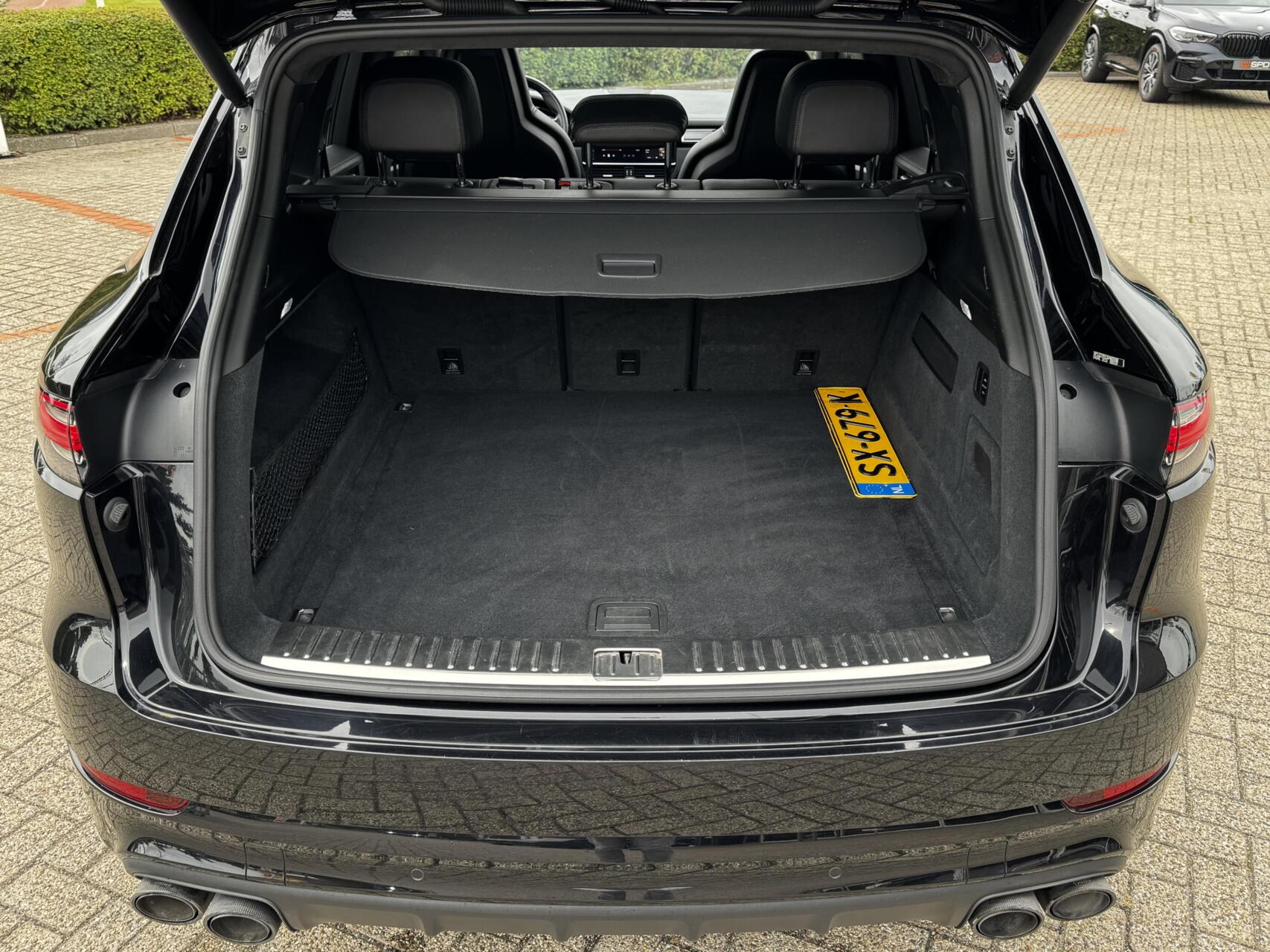 Foto van Porsche Cayenne Turbo
