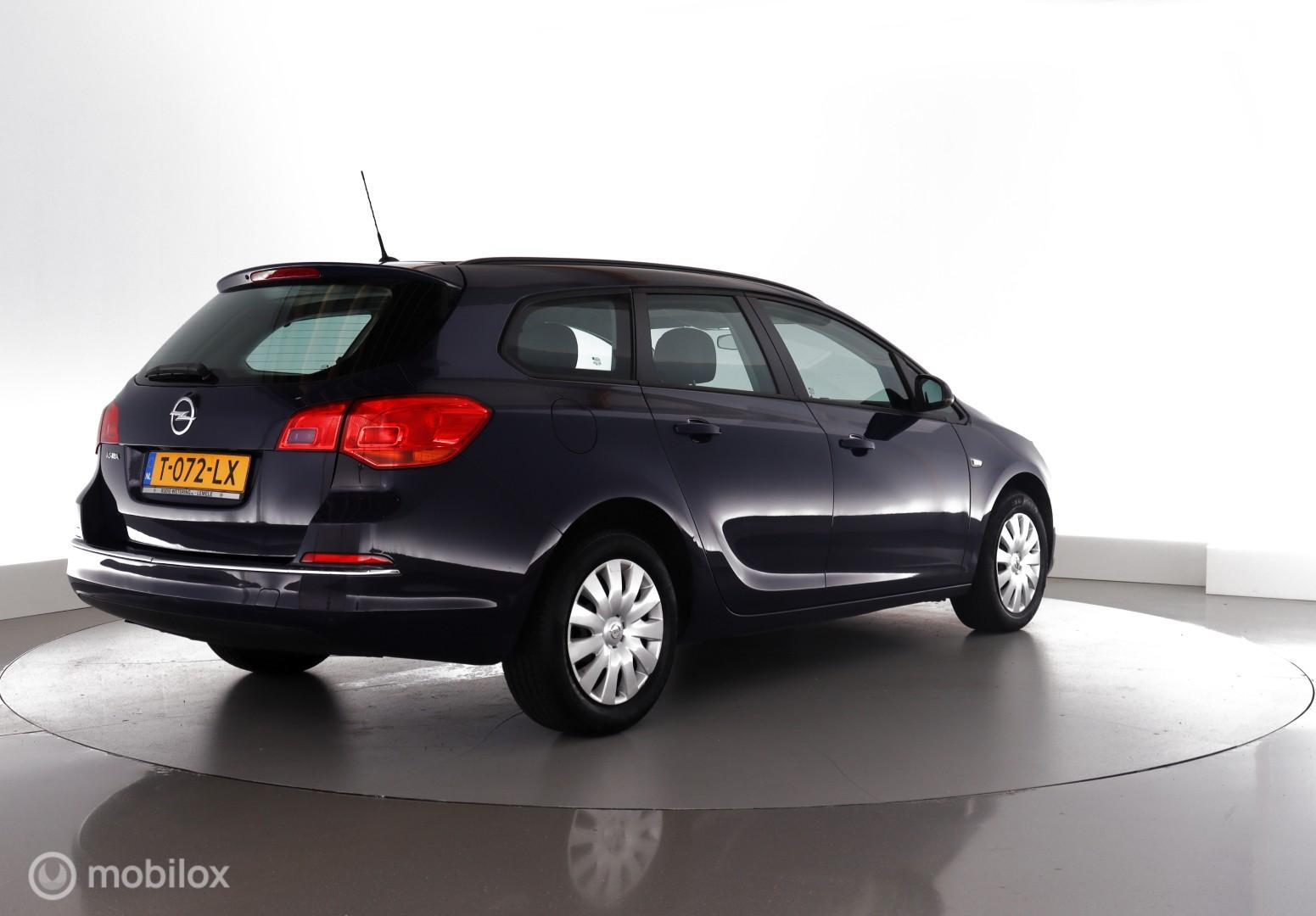 Foto van Opel Astra Sports Tourer