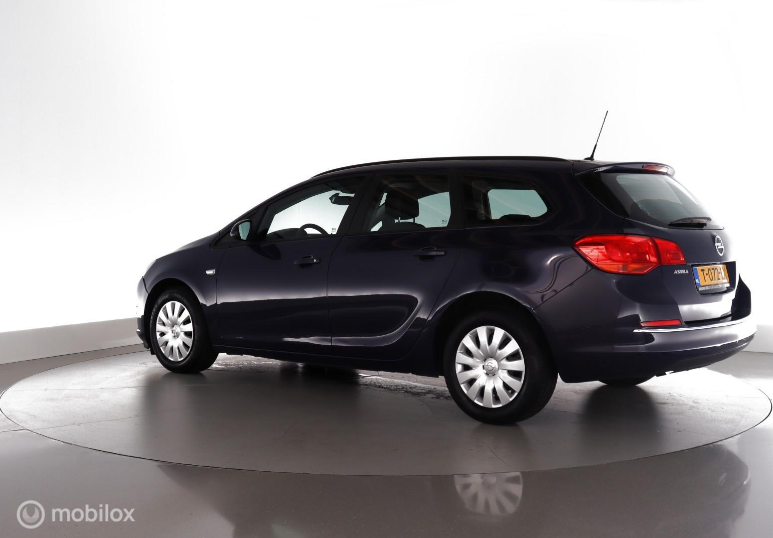 Foto van Opel Astra Sports Tourer