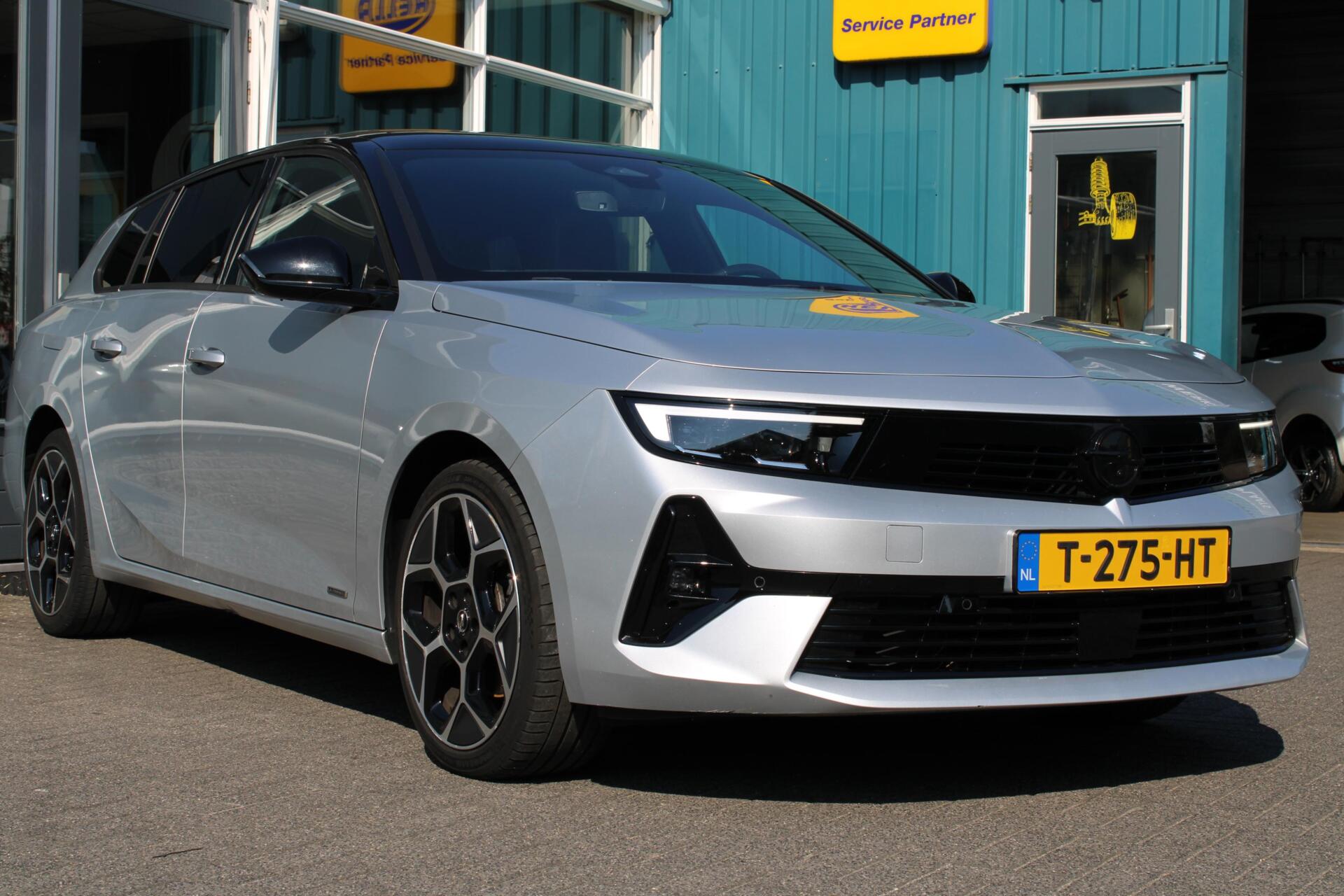 Foto van Opel Astra Sports Tourer