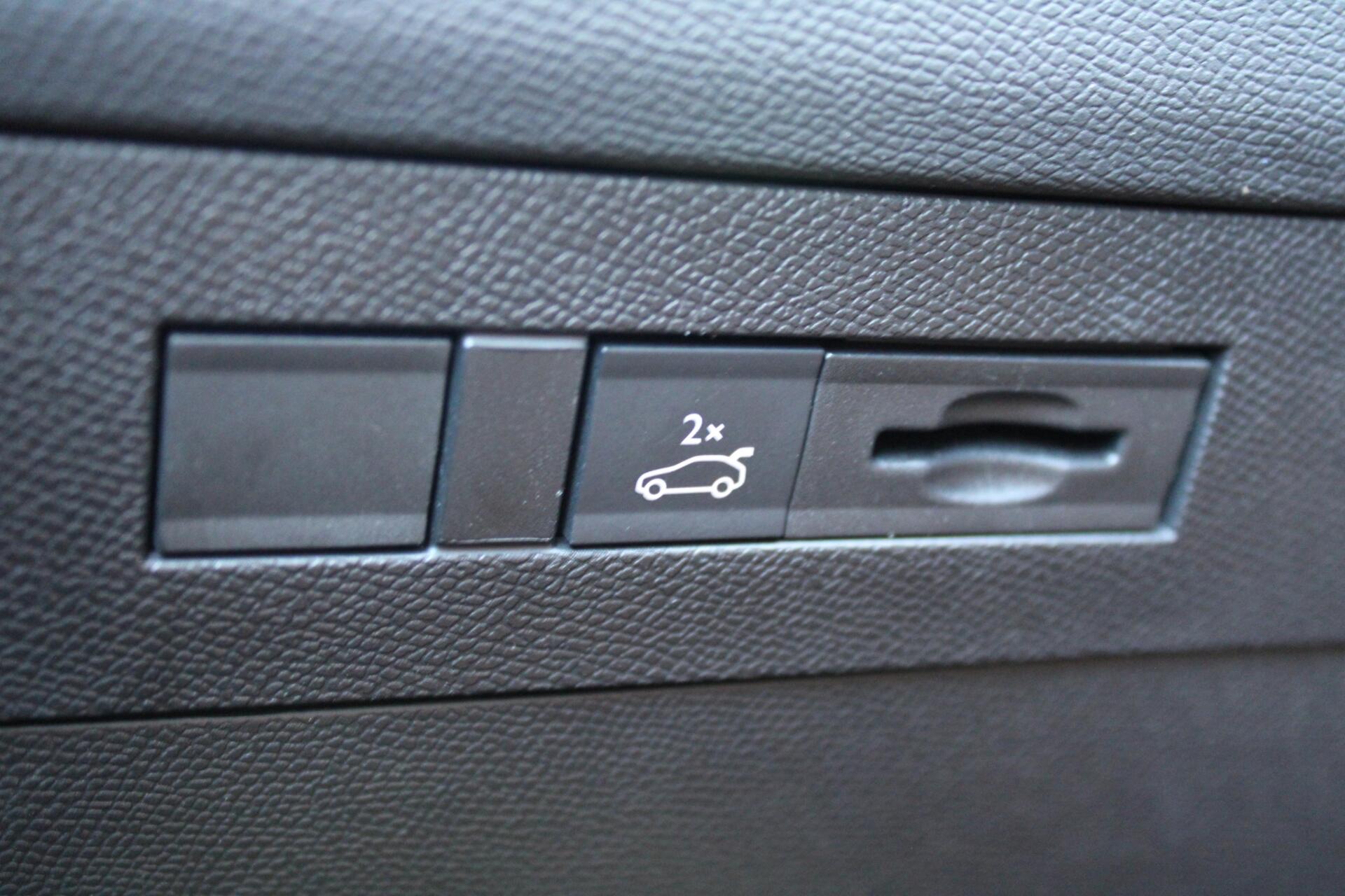 Foto van Opel Astra Sports Tourer