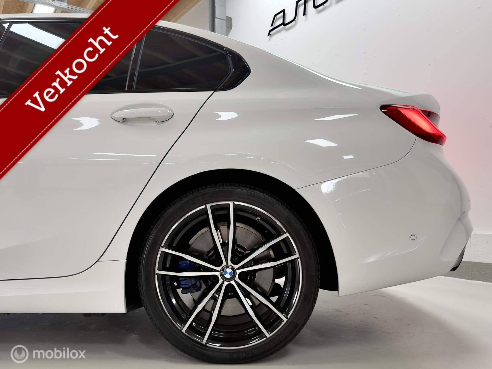 Foto van BMW 330e xDrive