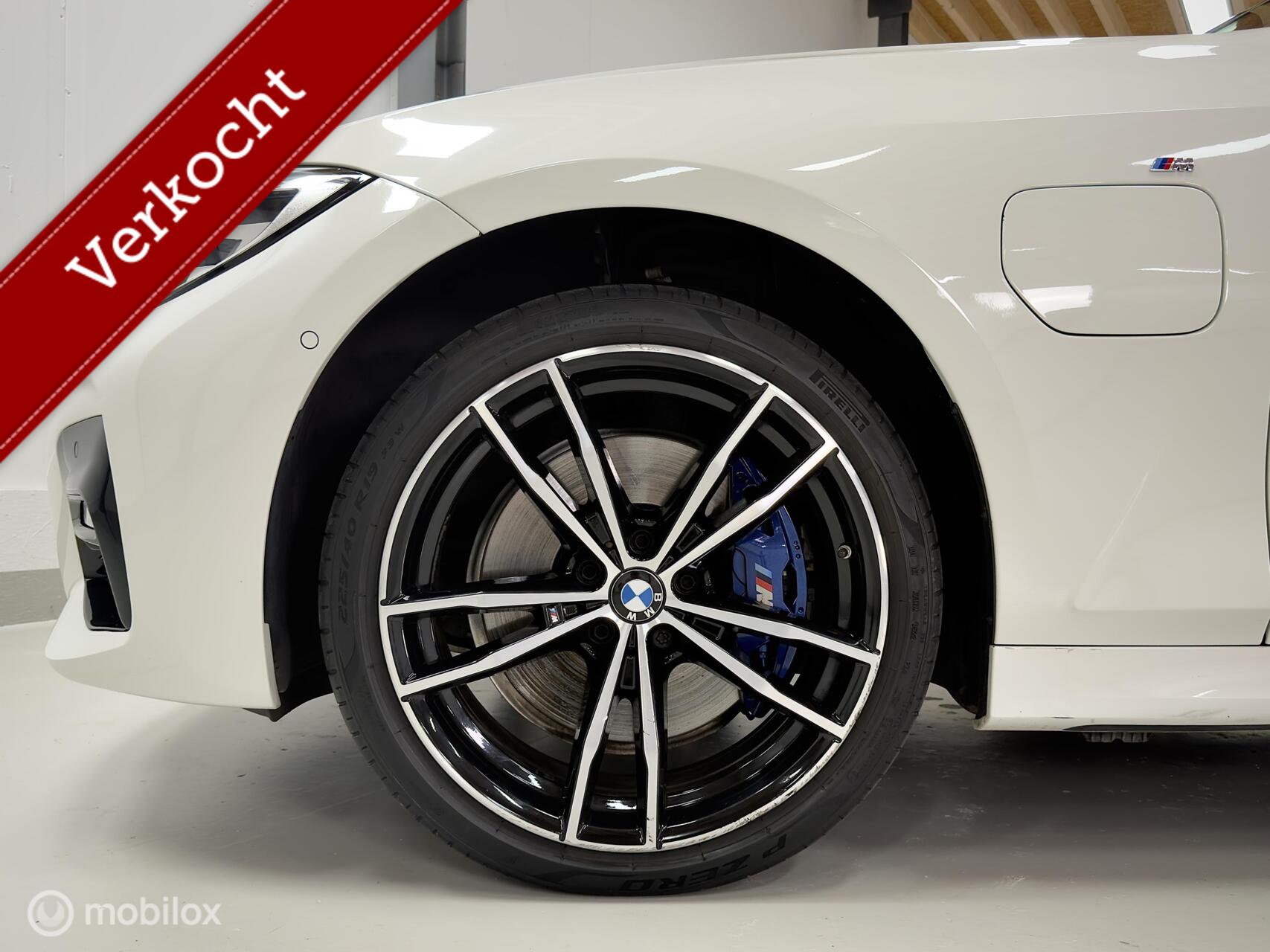 Foto van BMW 330e xDrive