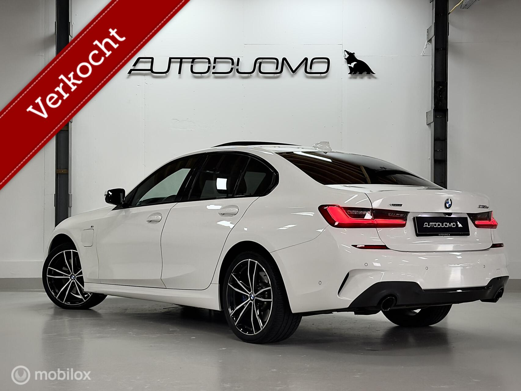 Foto van BMW 330e xDrive