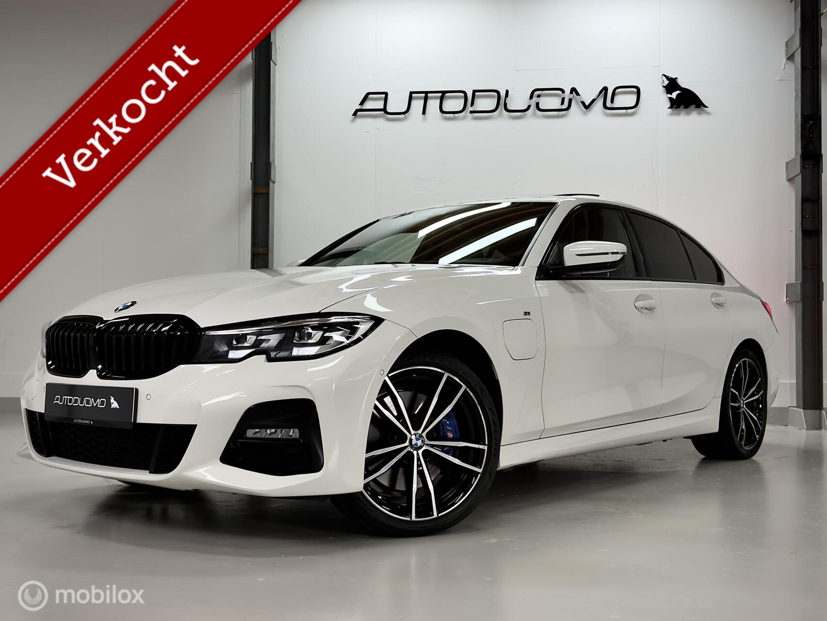 Foto van BMW 330e xDrive