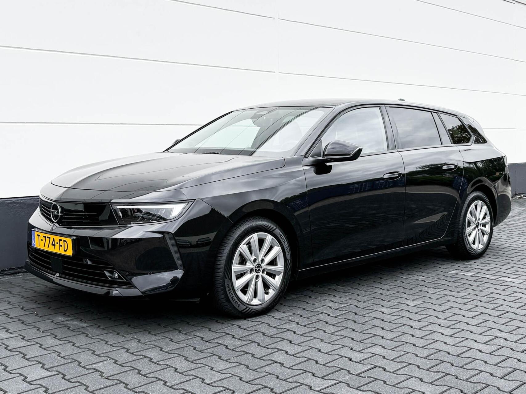 Foto van Opel Astra Sports Tourer