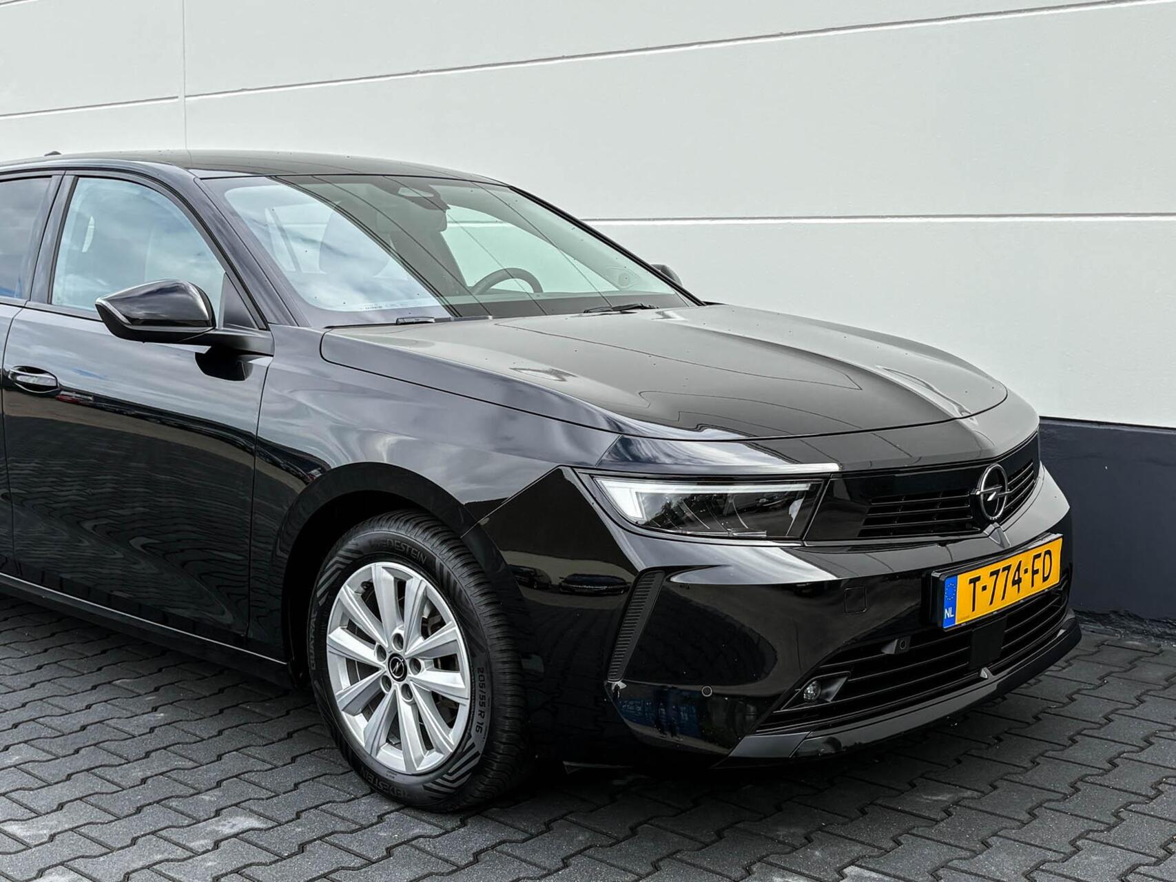 Foto van Opel Astra Sports Tourer