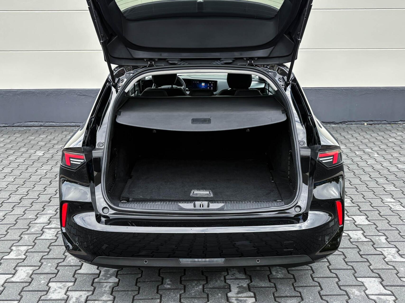 Foto van Opel Astra Sports Tourer