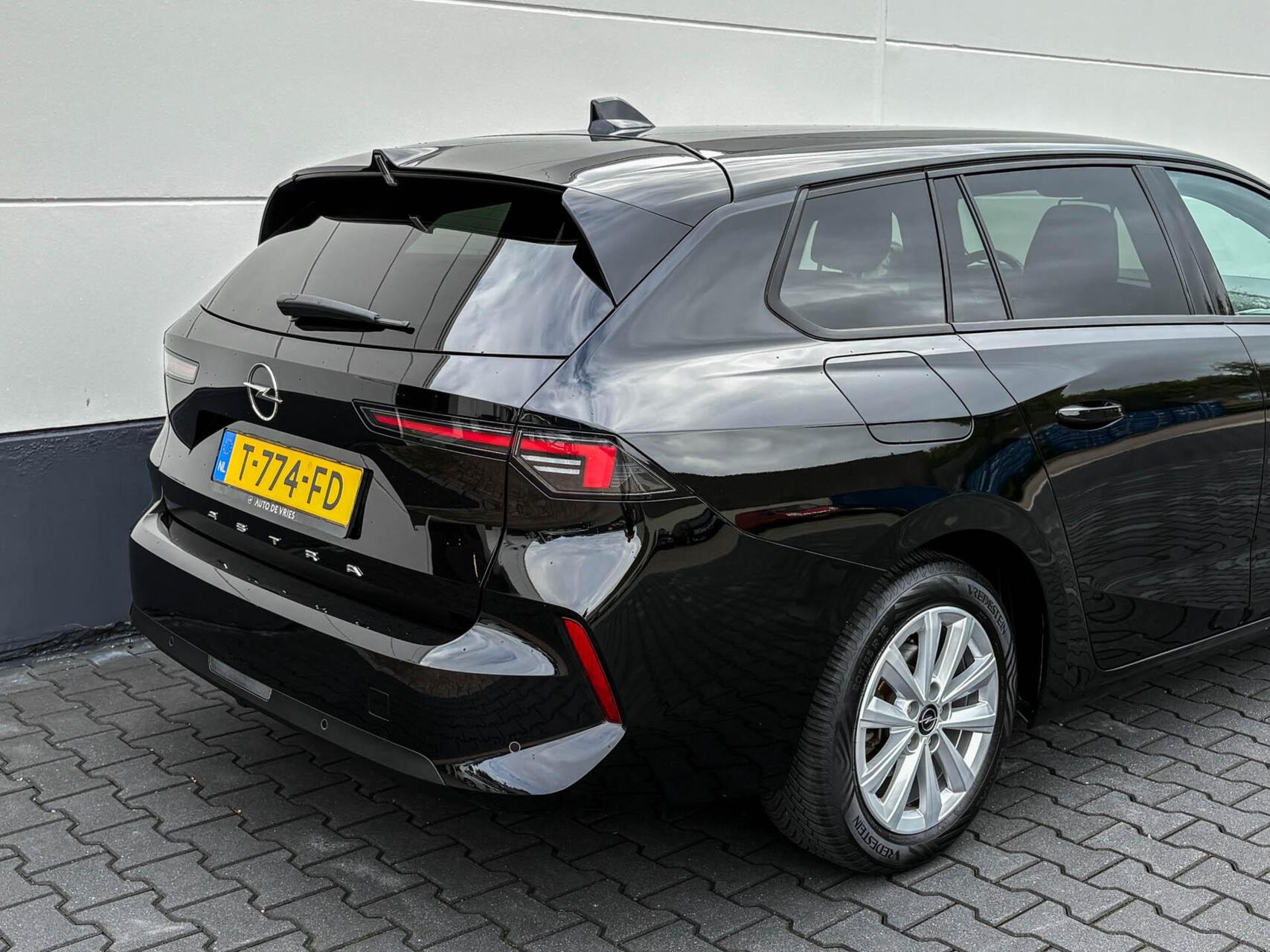 Foto van Opel Astra Sports Tourer