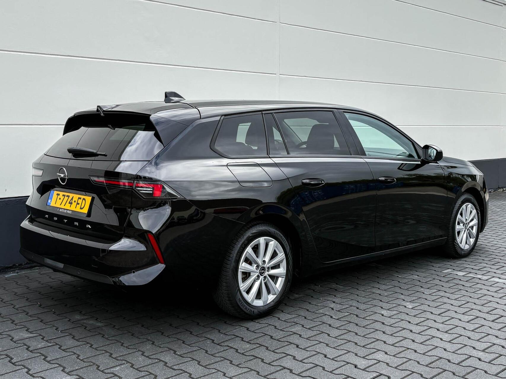 Foto van Opel Astra Sports Tourer