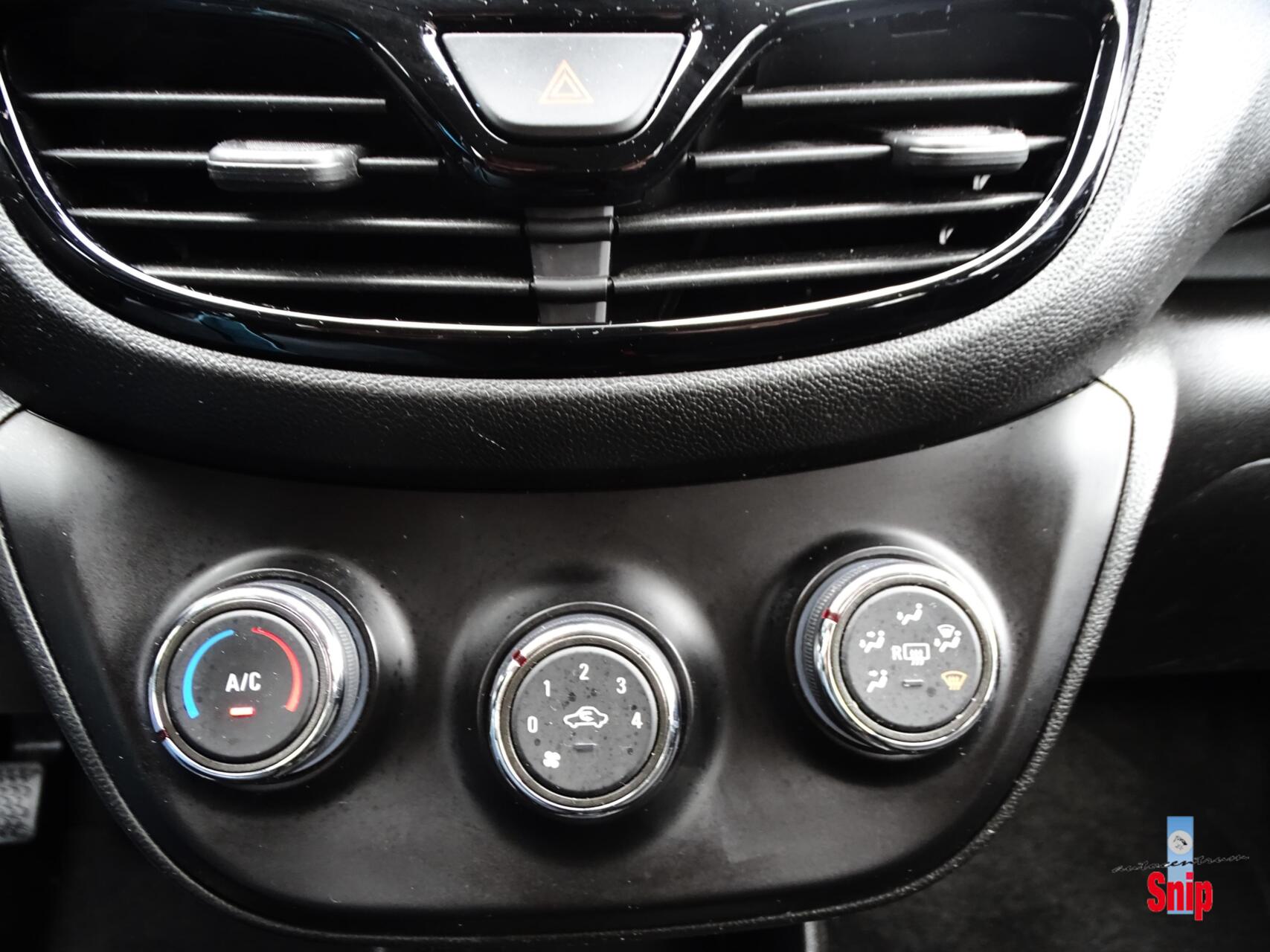 Foto van Opel Karl / Viva