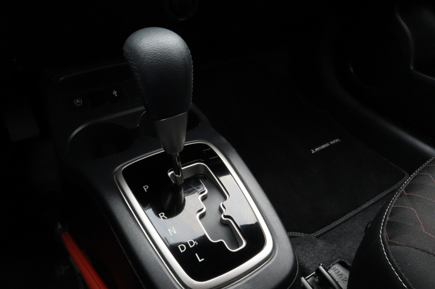 Foto van Mitsubishi Mitsubishi Space Star