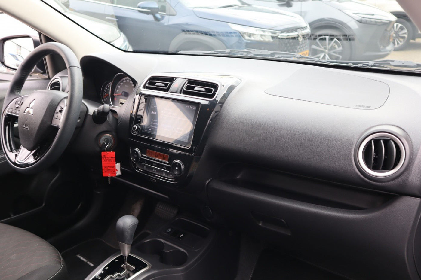 Foto van Mitsubishi Mitsubishi Space Star