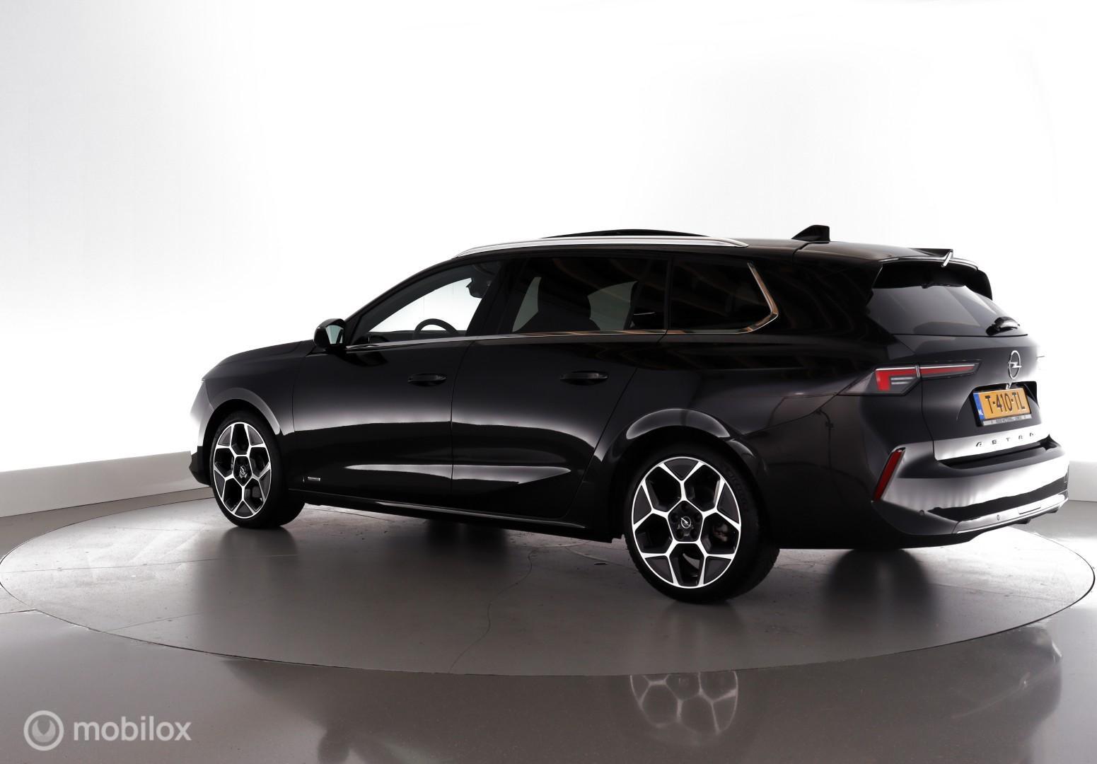 Foto van Opel Astra Sports Tourer