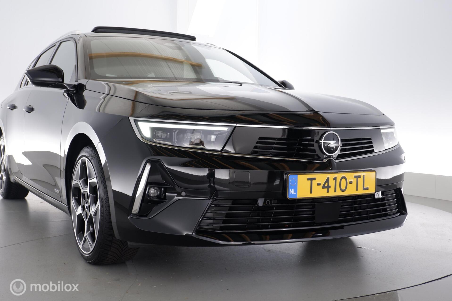 Foto van Opel Astra Sports Tourer