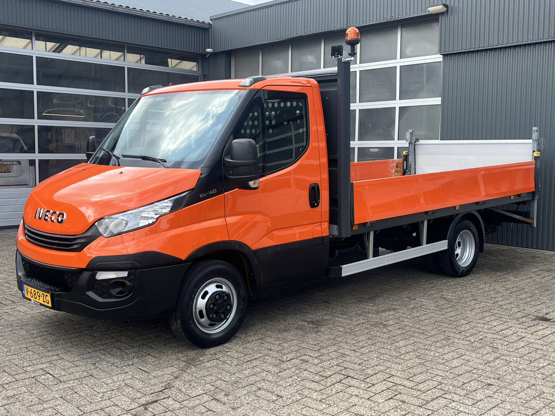 Foto van Iveco 35c14