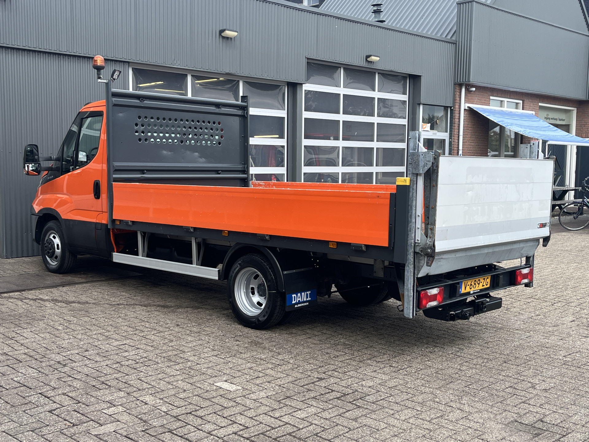 Foto van Iveco 35c14