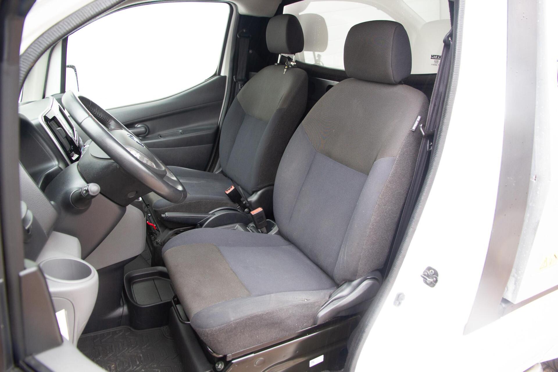 Foto van Nissan Nissan E-nv200