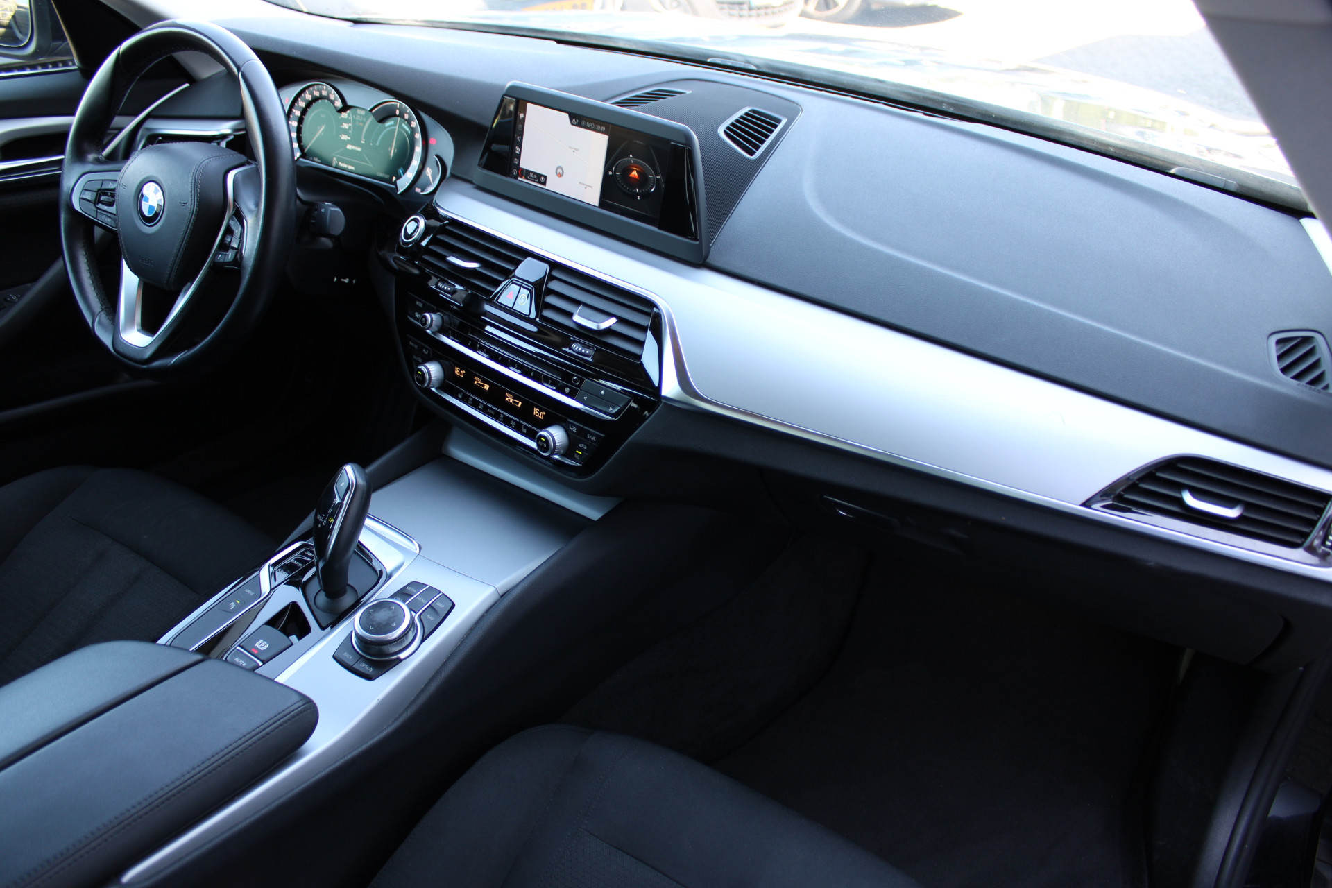 Foto van BMW 530e Iperformance