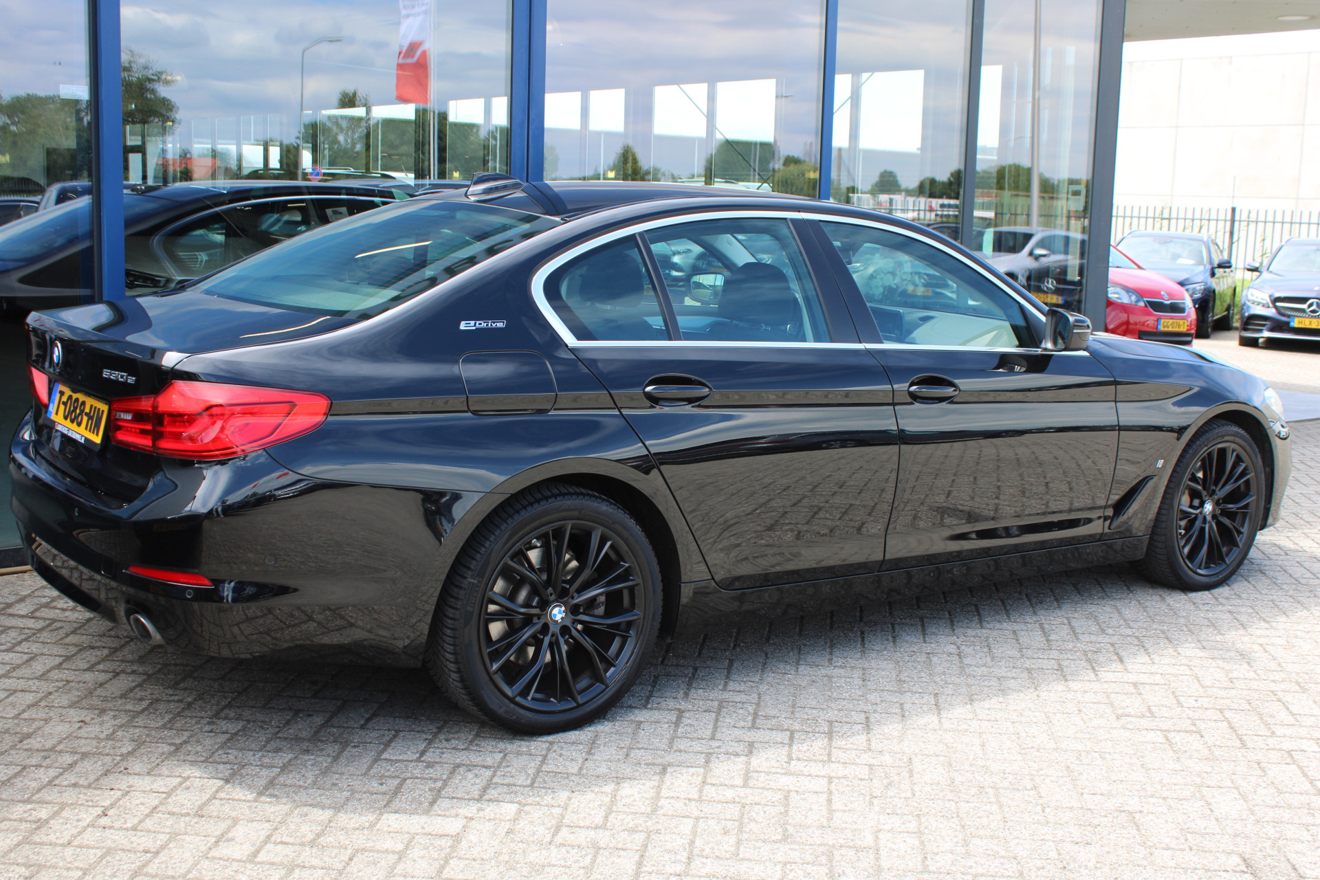 Foto van BMW 530e Iperformance