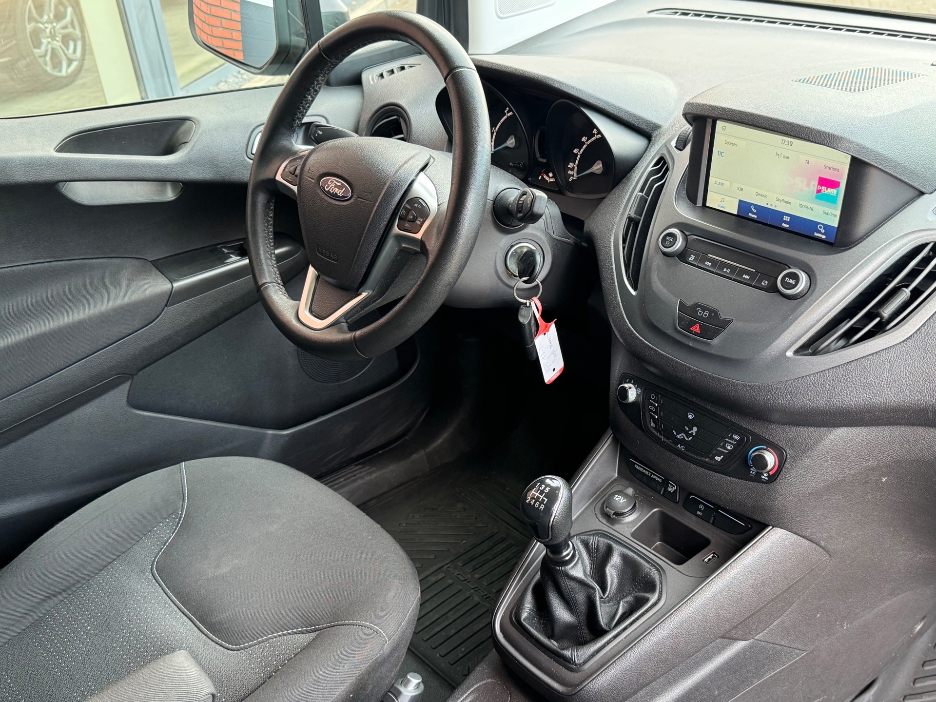 Foto van Ford Transit Courier