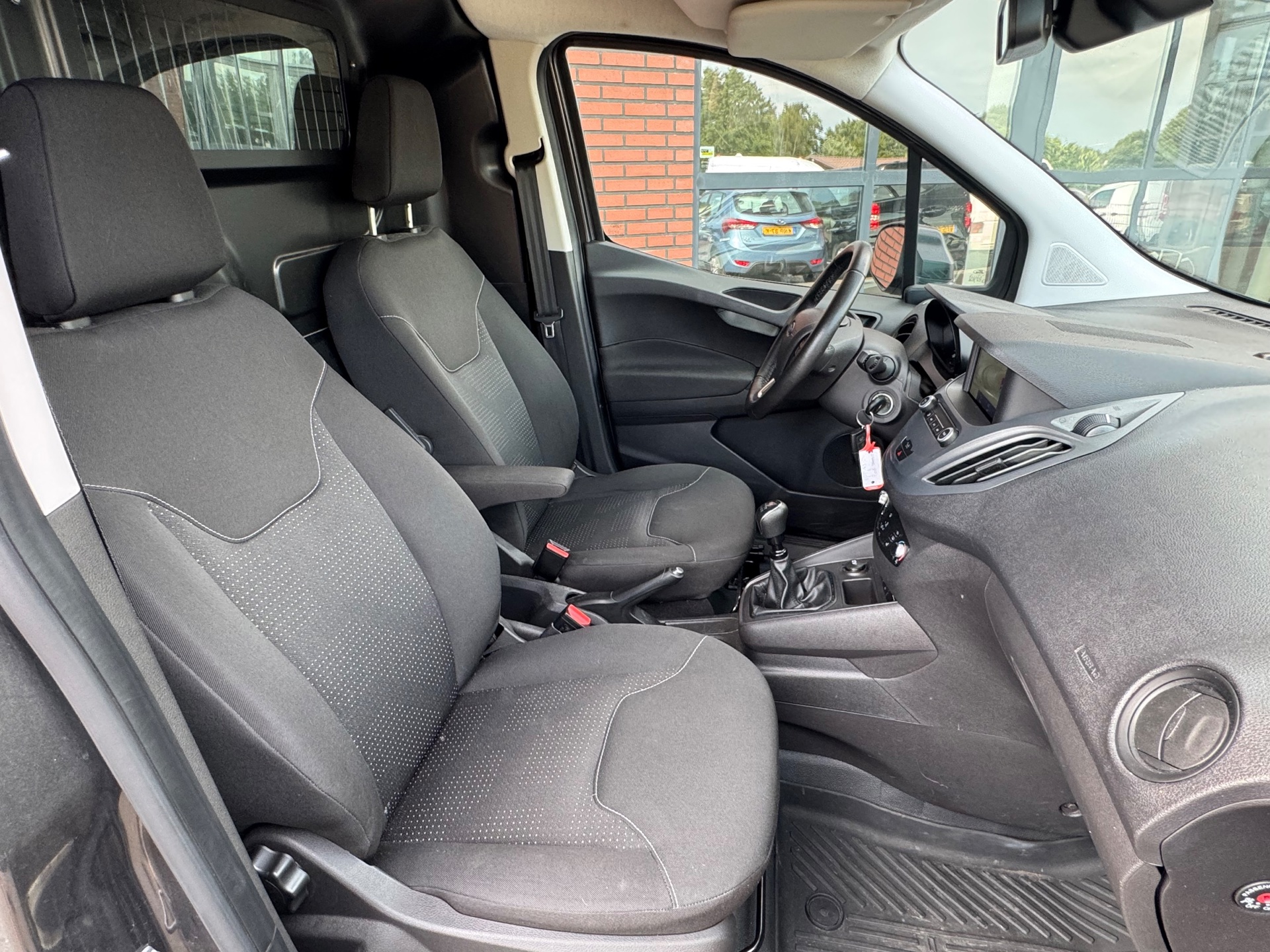 Foto van Ford Transit Courier