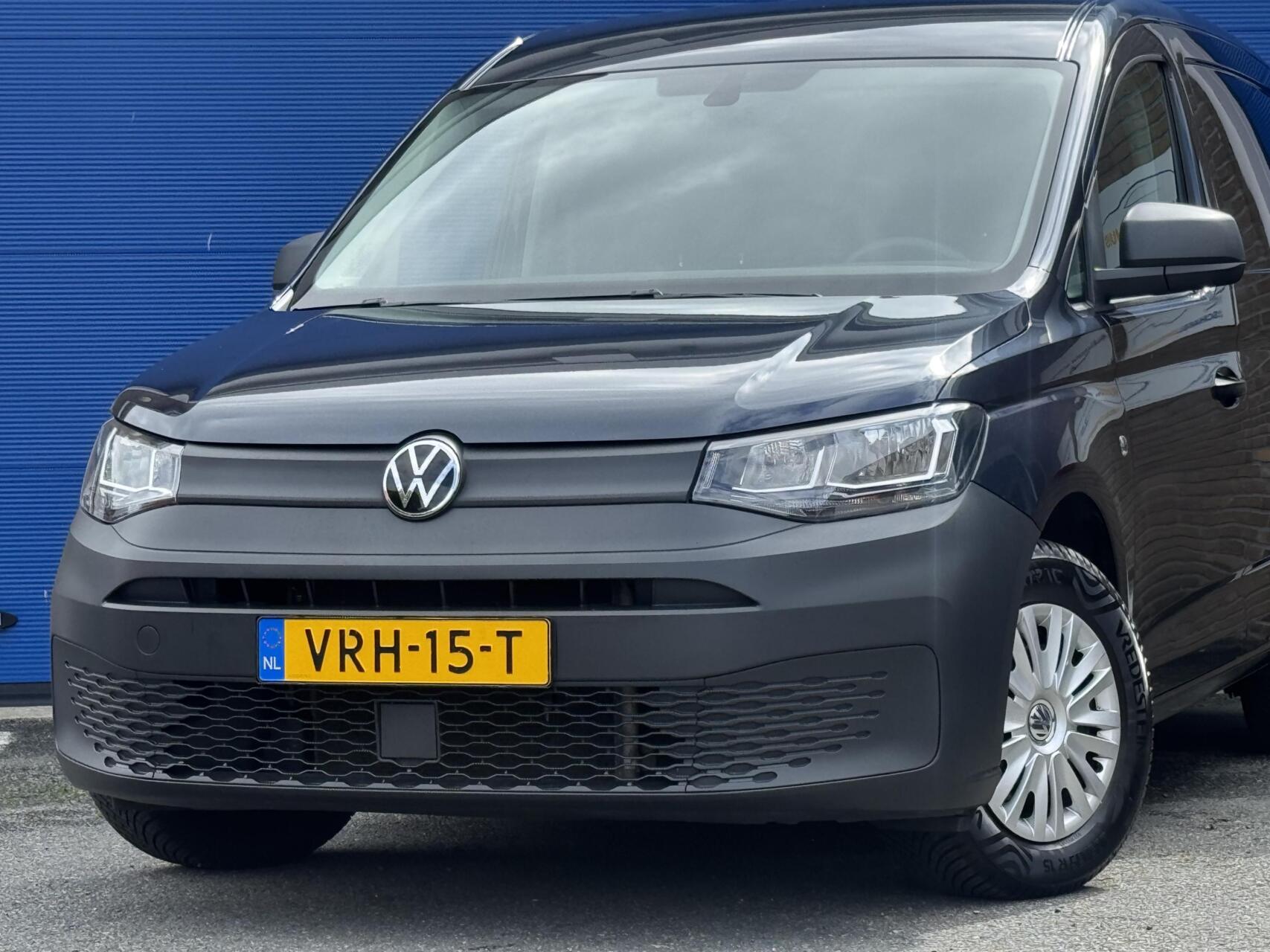Foto van Volkswagen Caddy Modified Partition Wall