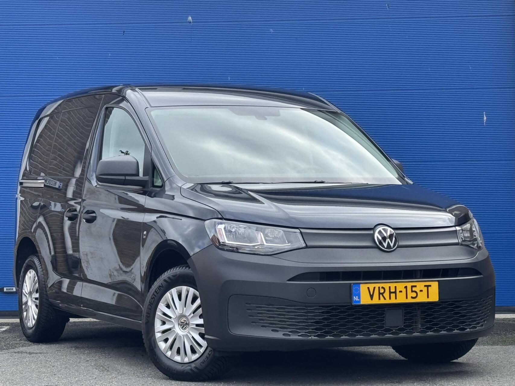 Foto van Volkswagen Caddy Modified Partition Wall