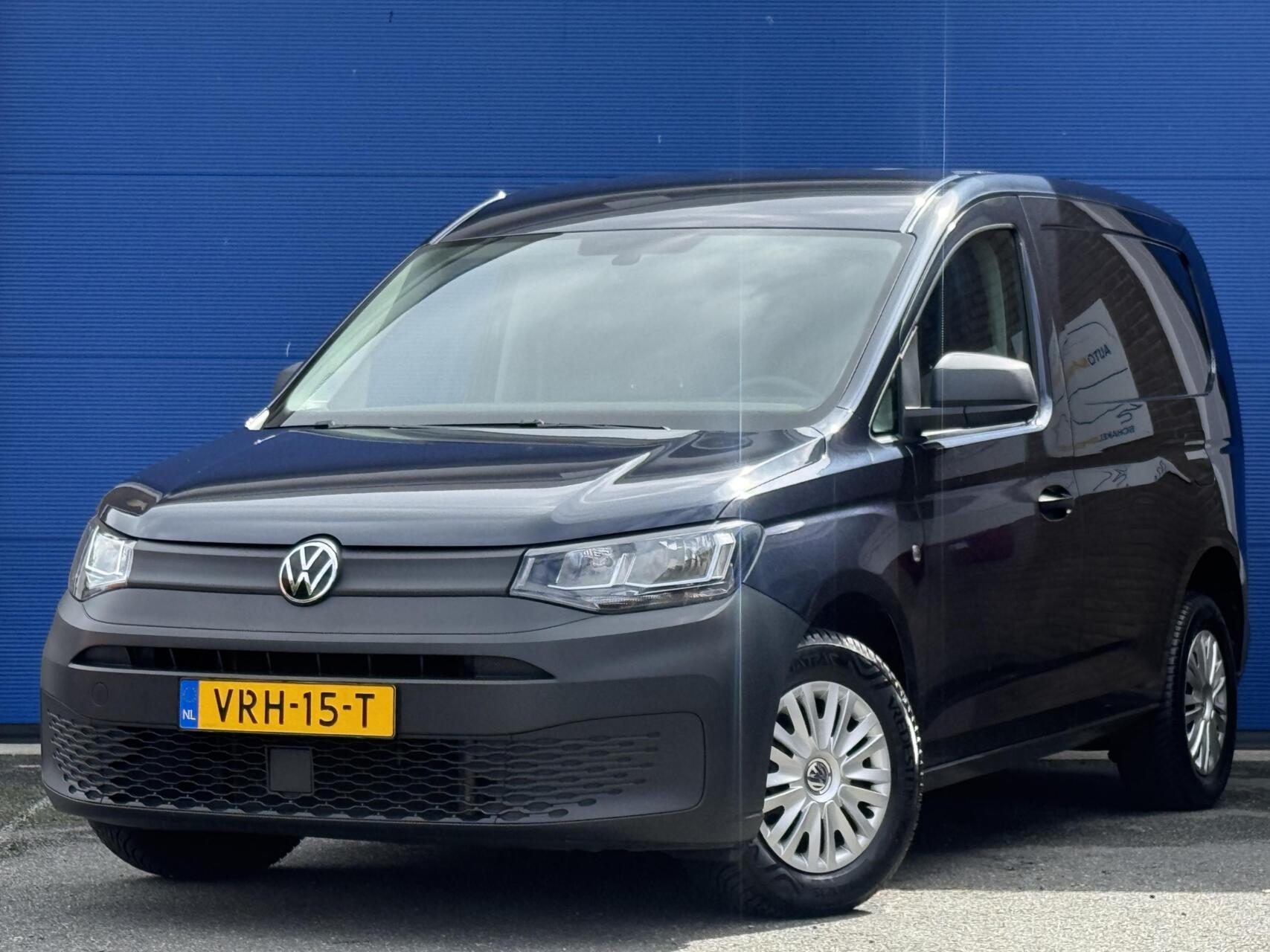 Volkswagen Caddy Modified Partition Wall 2.0 TDI | Carplay | PDC | Cruise 2022 - voorkant