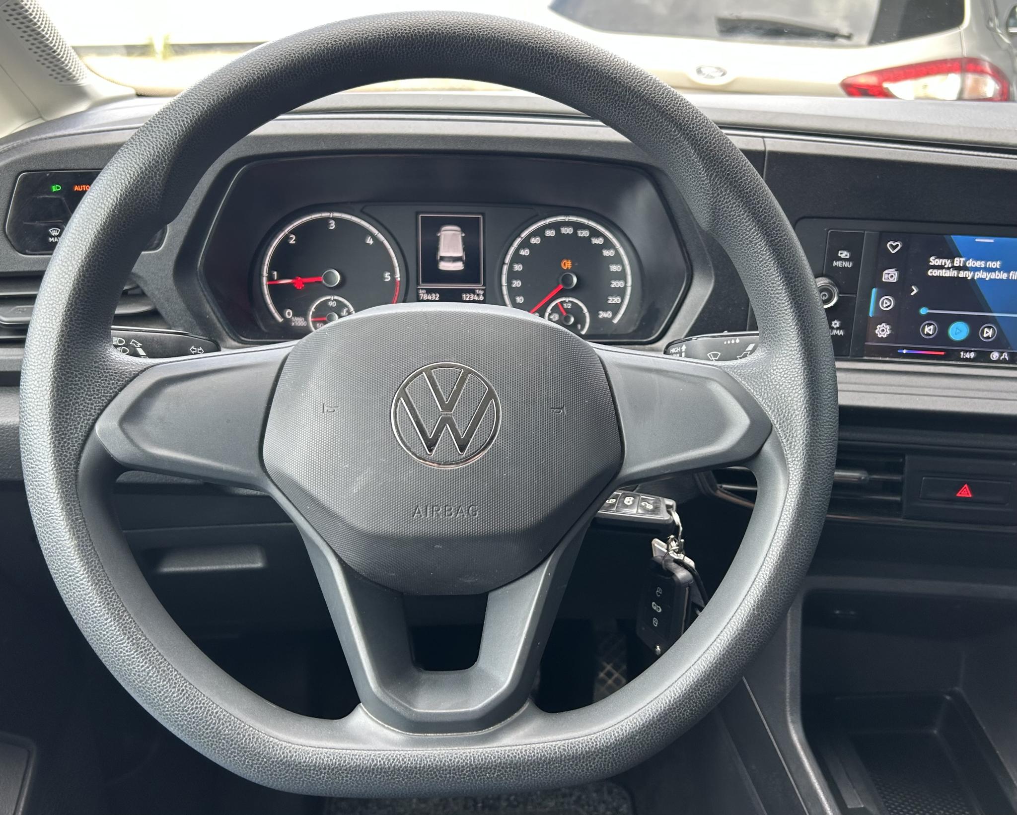 Foto van Volkswagen Caddy Modified Partition Wall