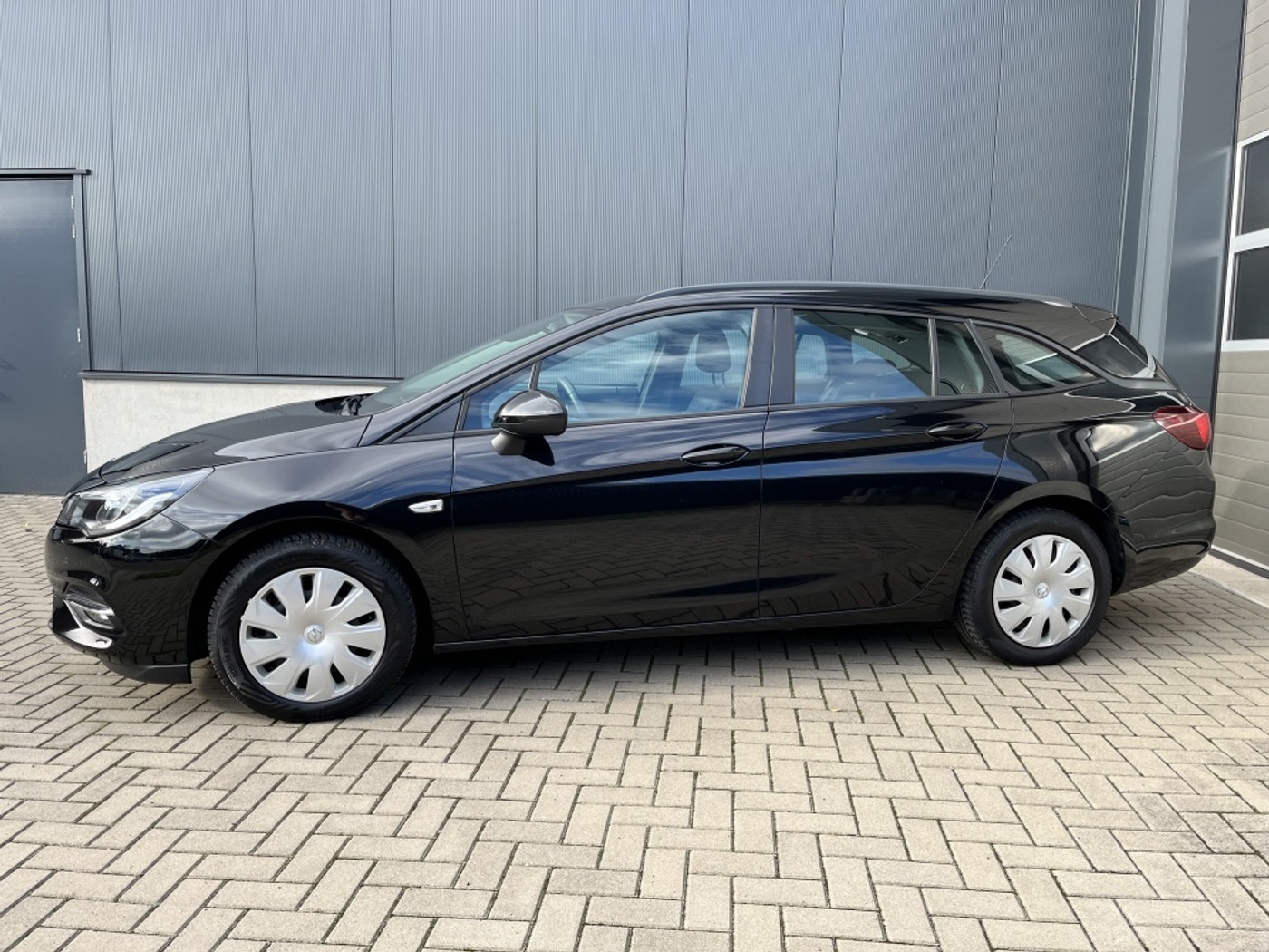 Foto van Opel Astra Sports Tourer
