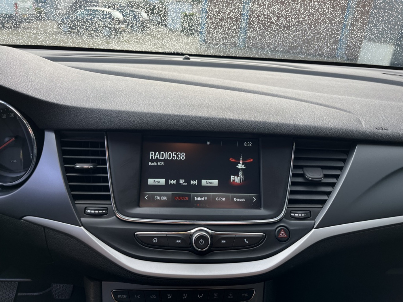 Foto van Opel Astra Sports Tourer