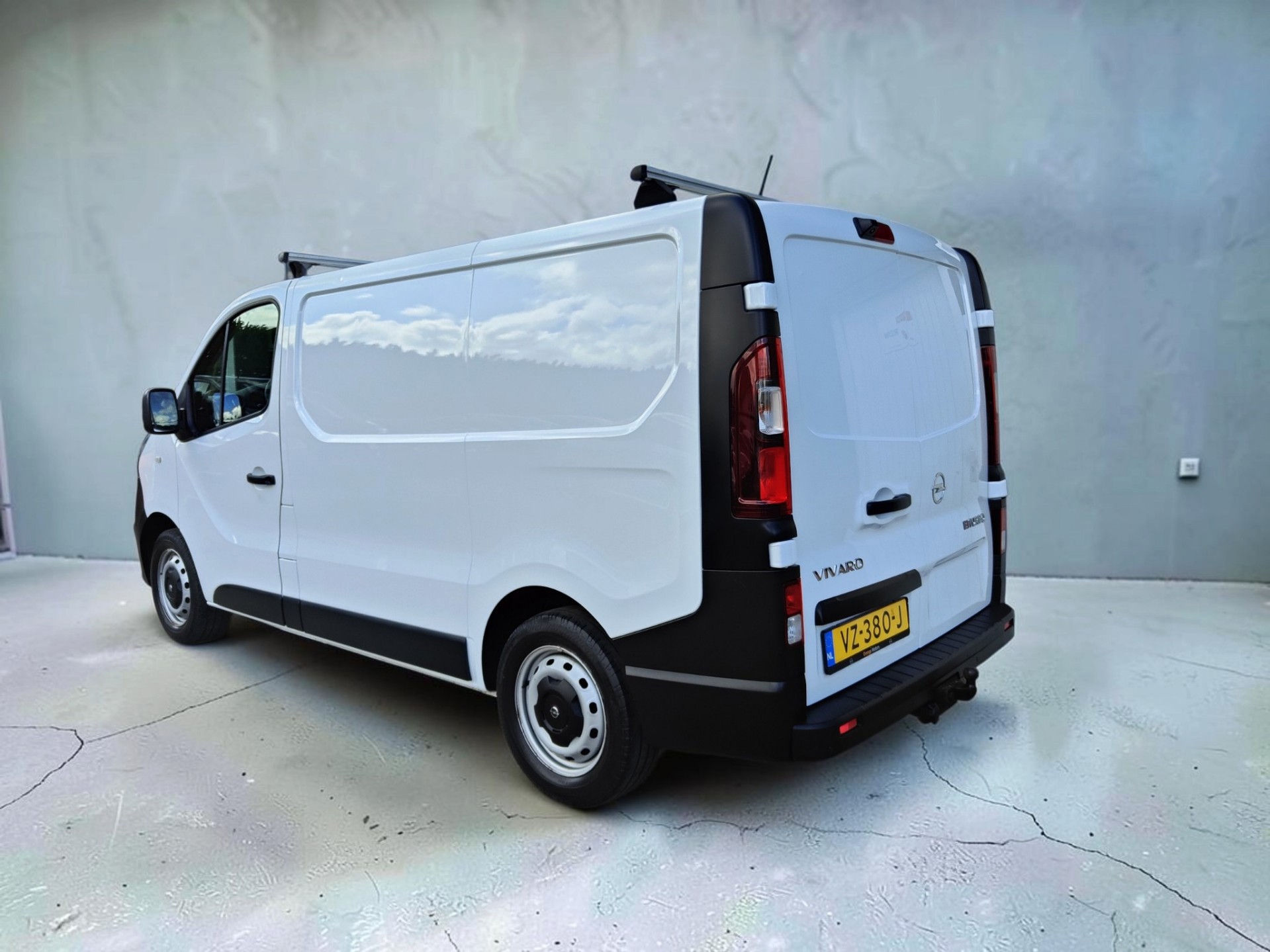 Foto van Opel Vivaro-b