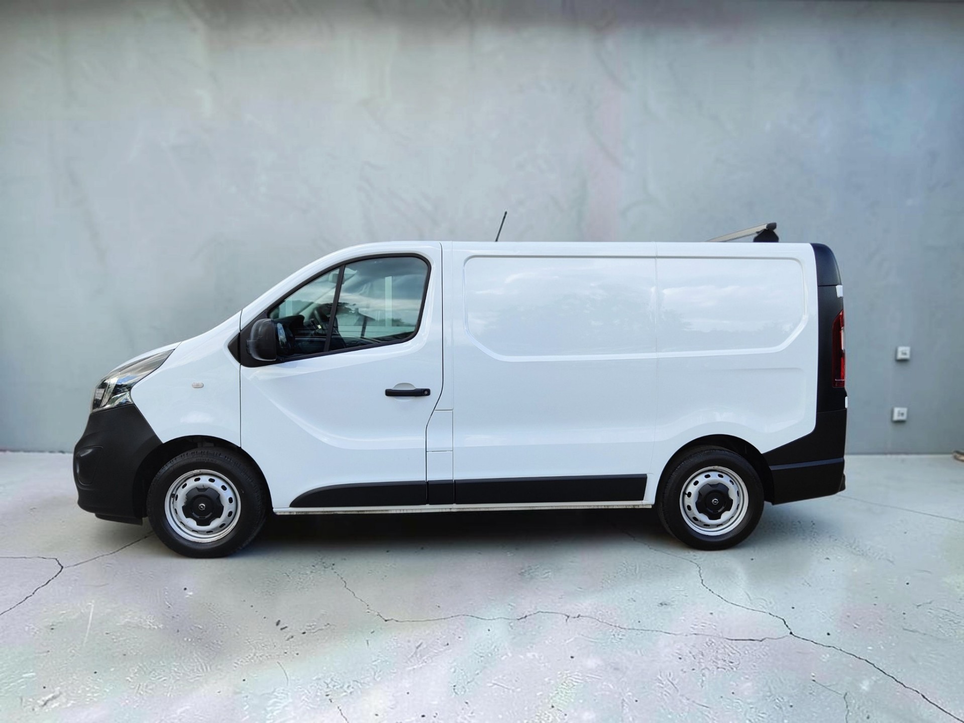 Foto van Opel Vivaro-b