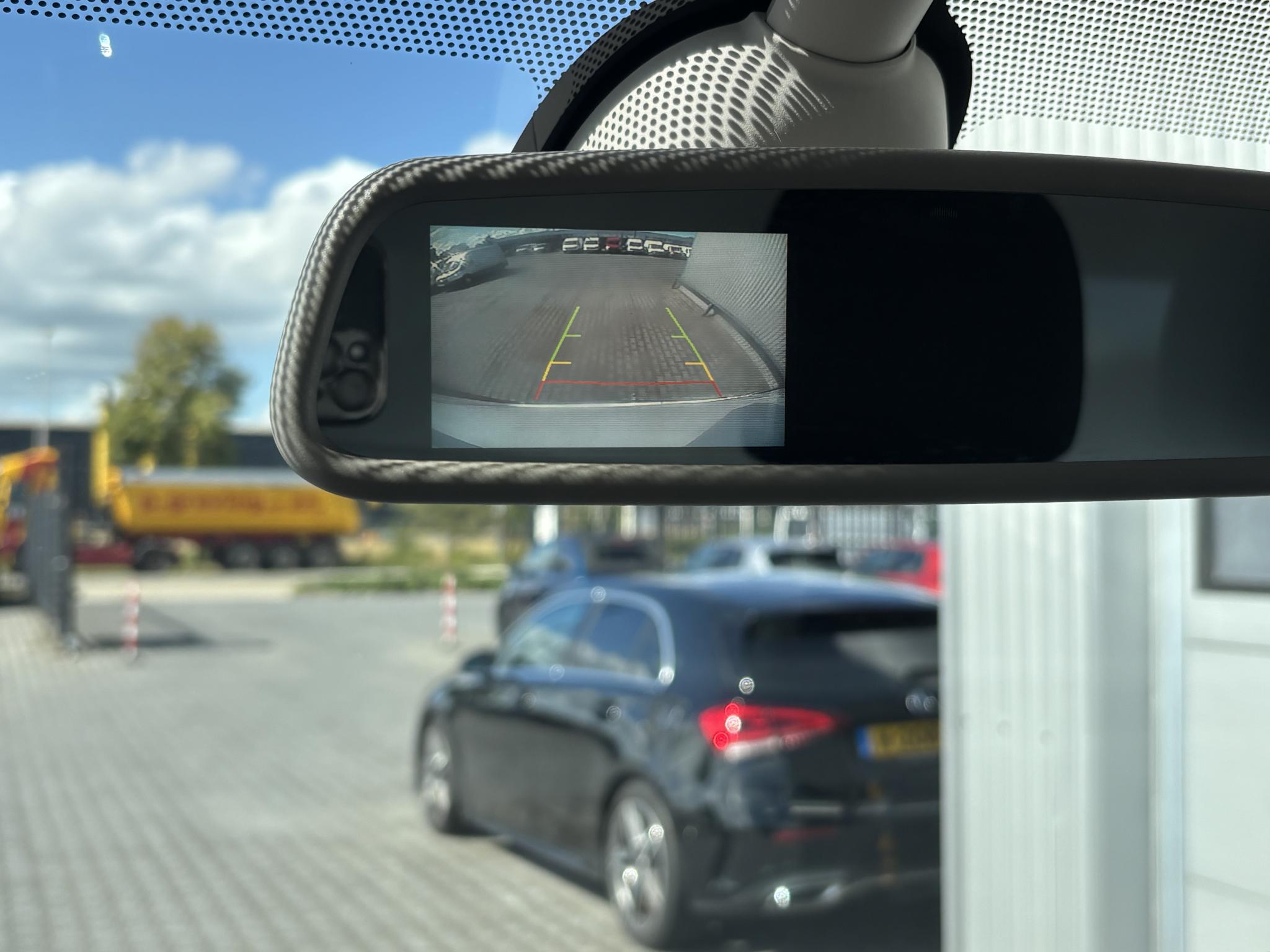 Foto van Opel Vivaro-b