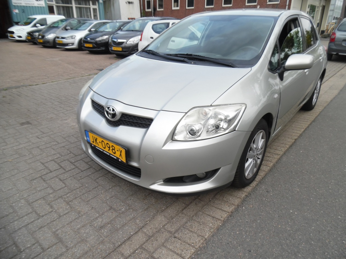 Toyota Toyota Auris 1.6-16V Sol lichte schade 2009 - voorkant