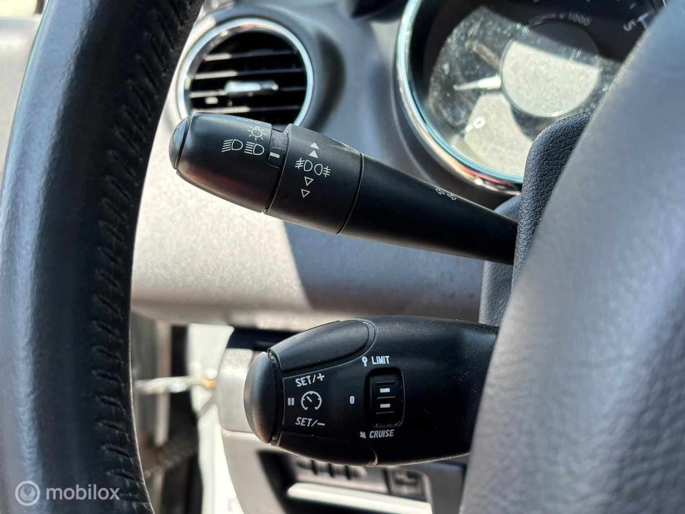 Foto van Peugeot 5008