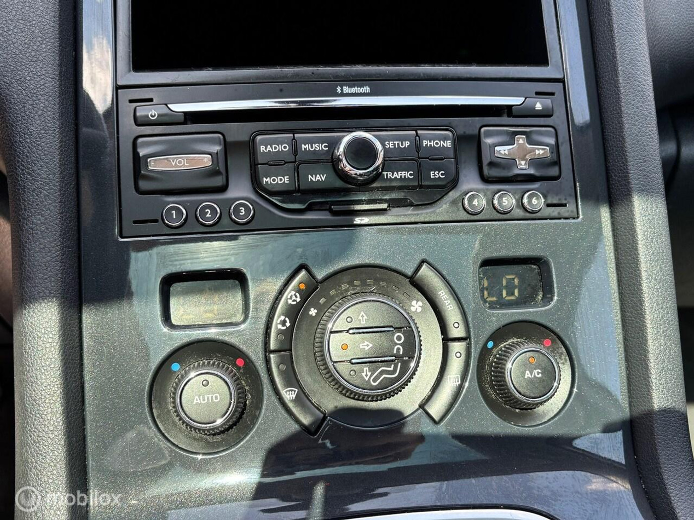 Foto van Peugeot 5008