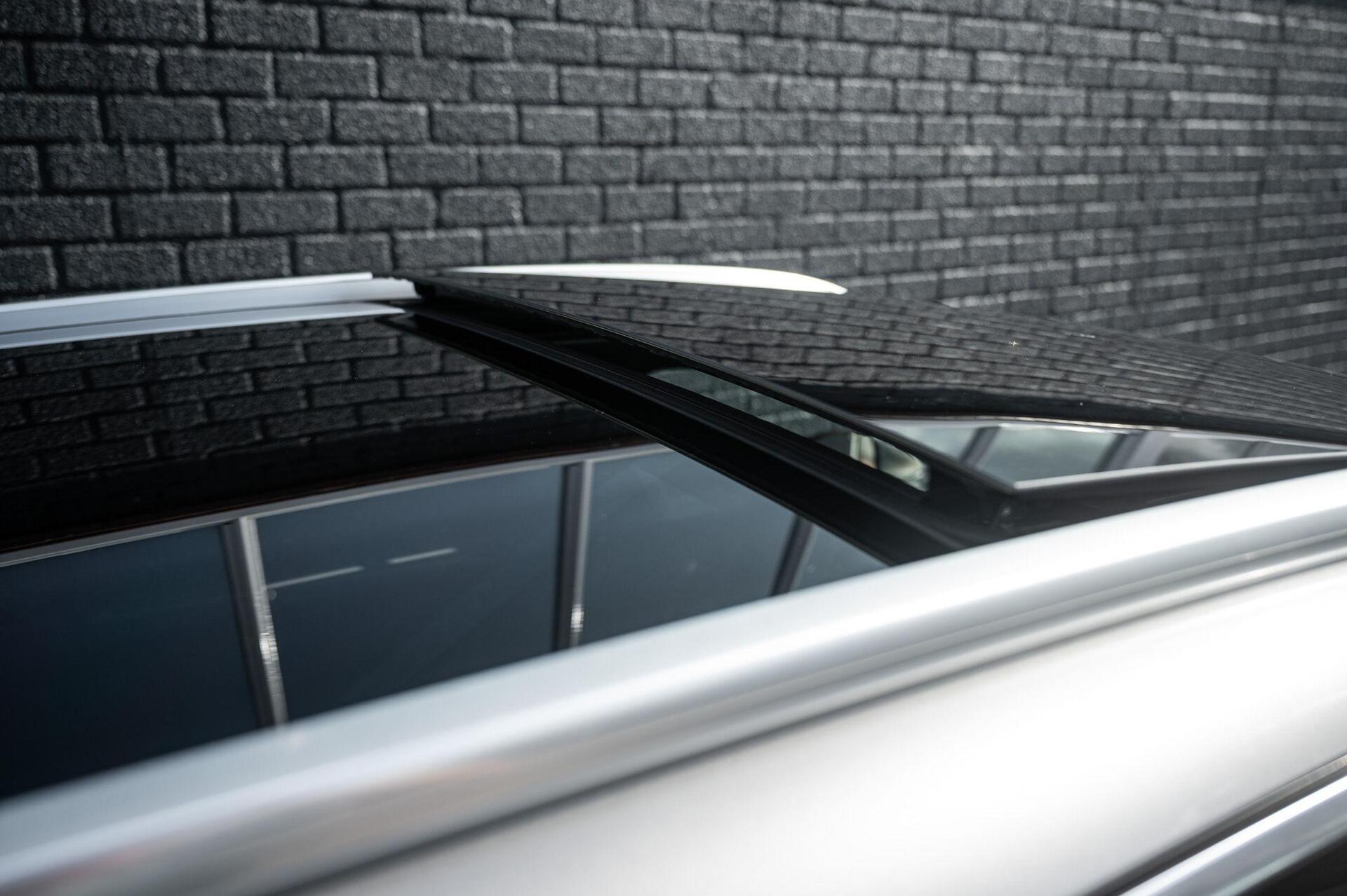 Foto van Mercedes-Benz GLC 300 E 4Matic