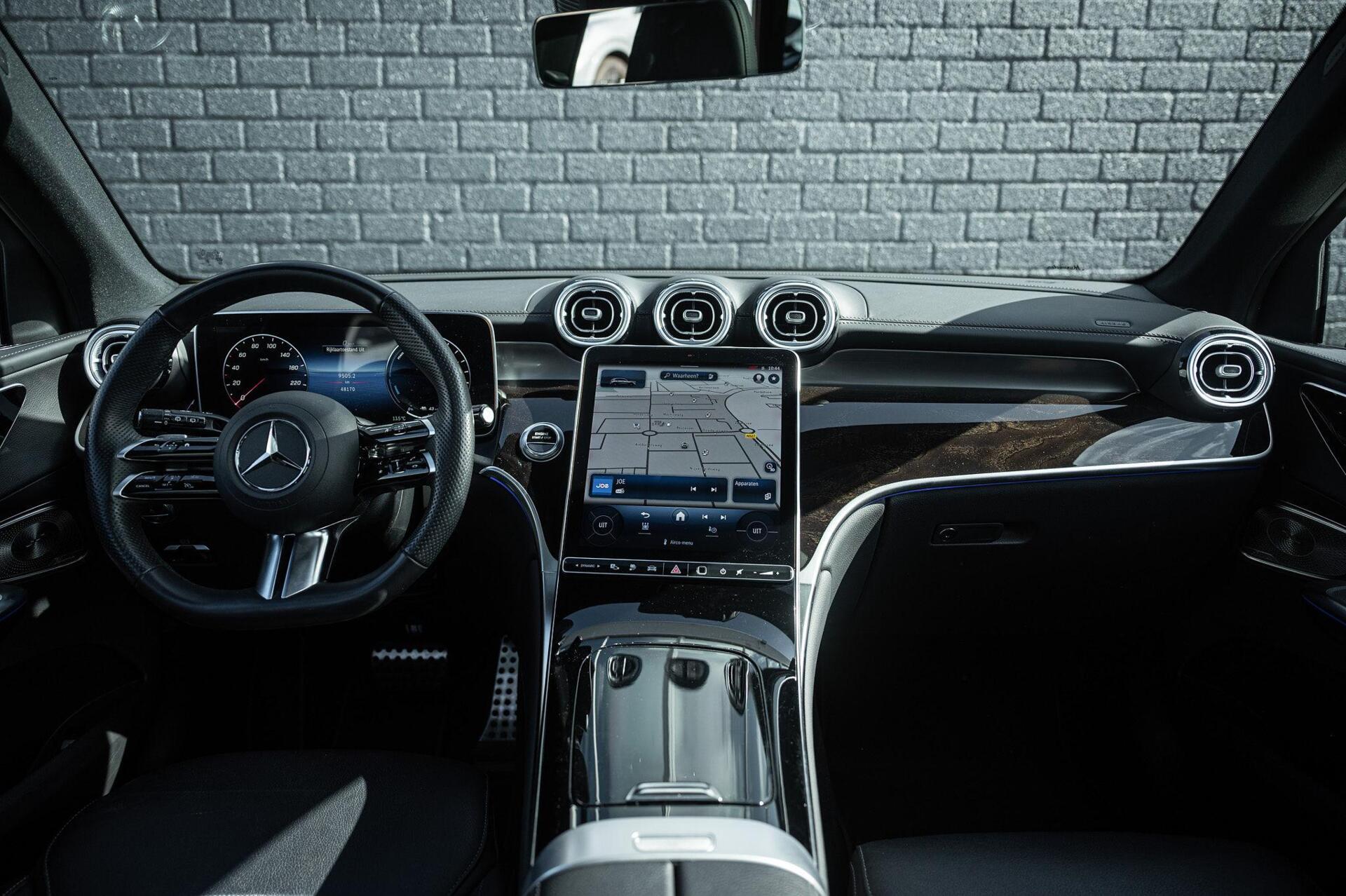 Foto van Mercedes-Benz GLC 300 E 4Matic