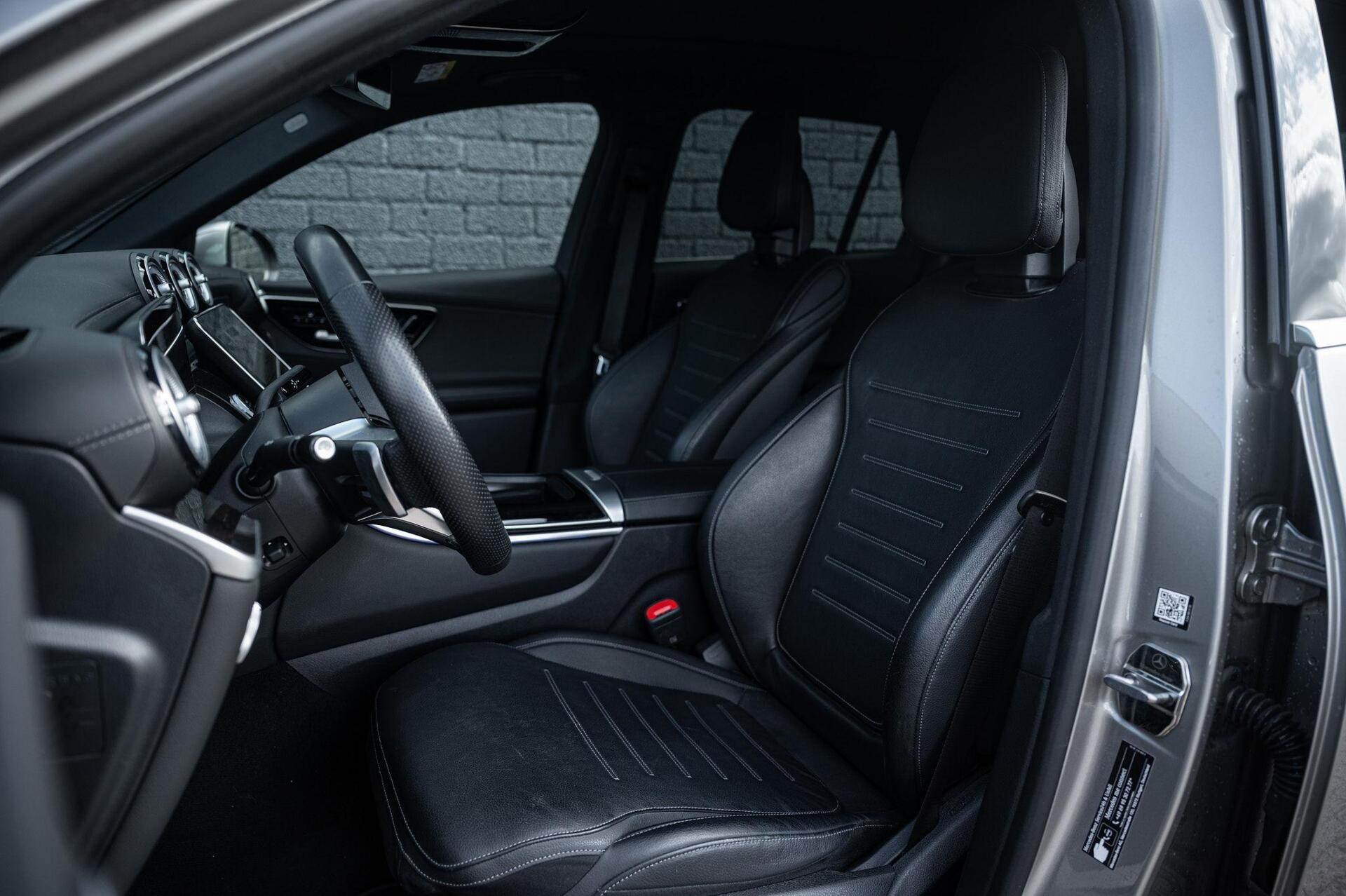 Foto van Mercedes-Benz GLC 300 E 4Matic