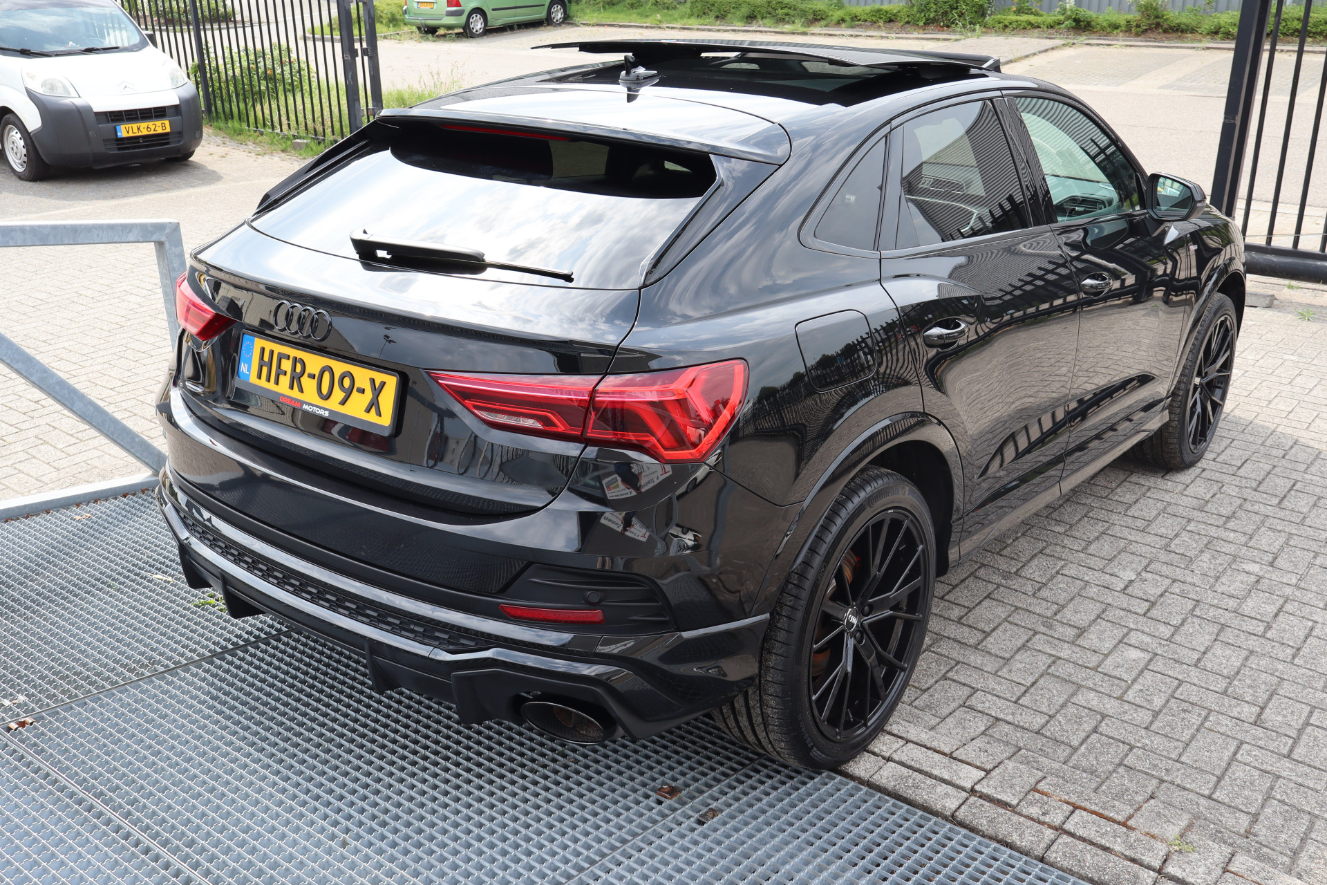 Foto van Audi Q3 Sportback E-tron