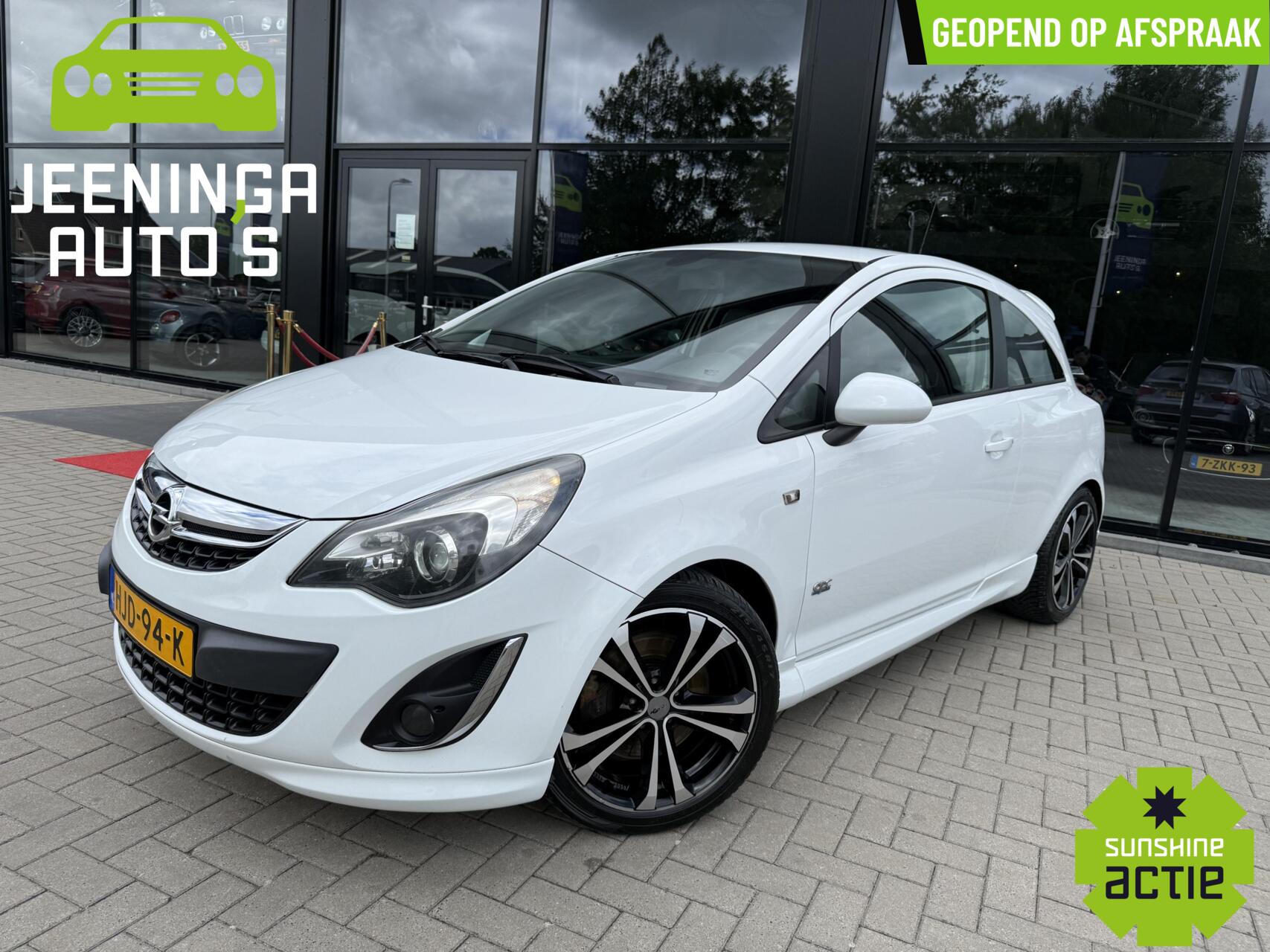 Opel Corsa 1.6-16V T Color Edition|Stoelverwarming|Airco|Stuurverwarming|PDC 2012 - voorkant