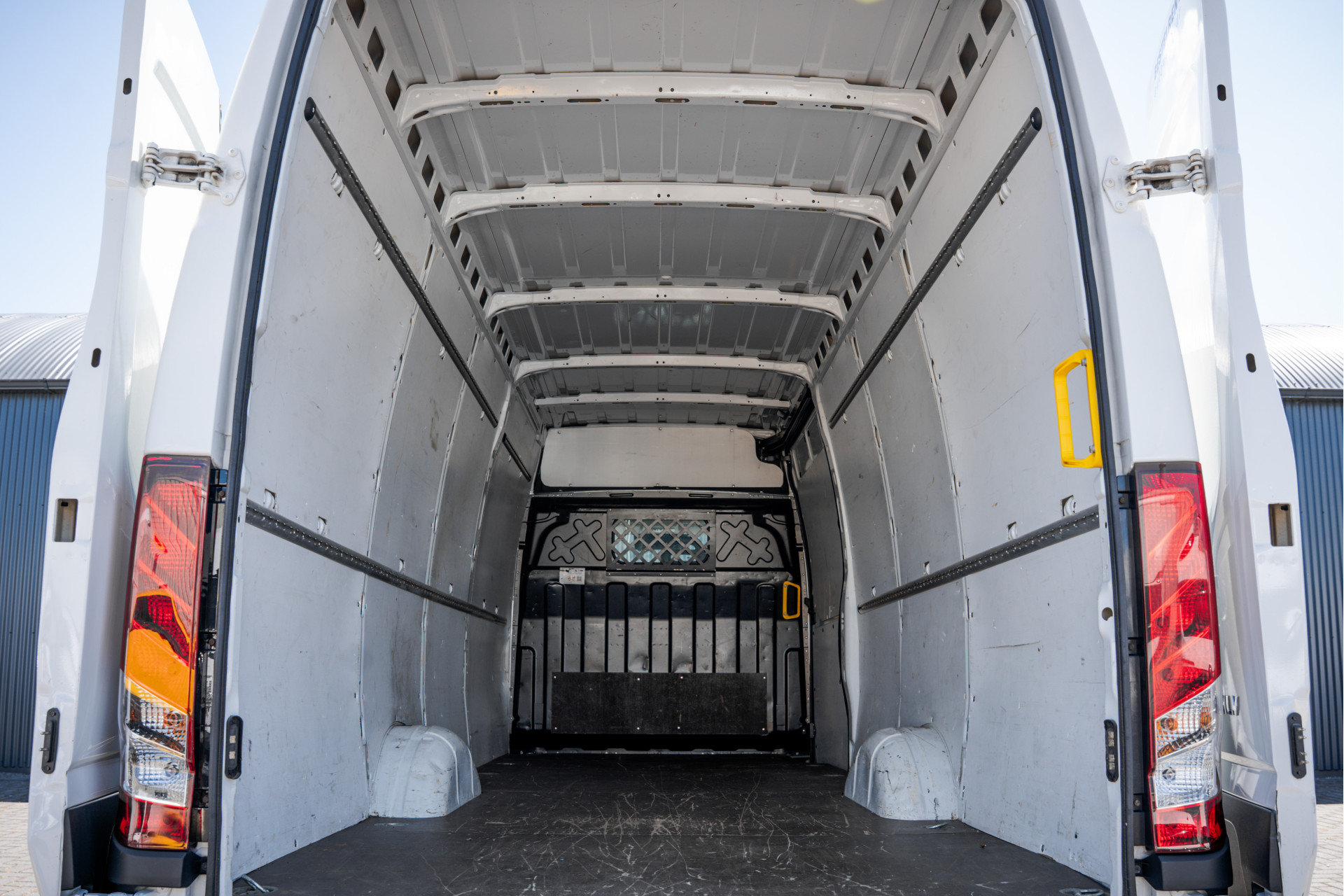 Foto van Iveco 35s16