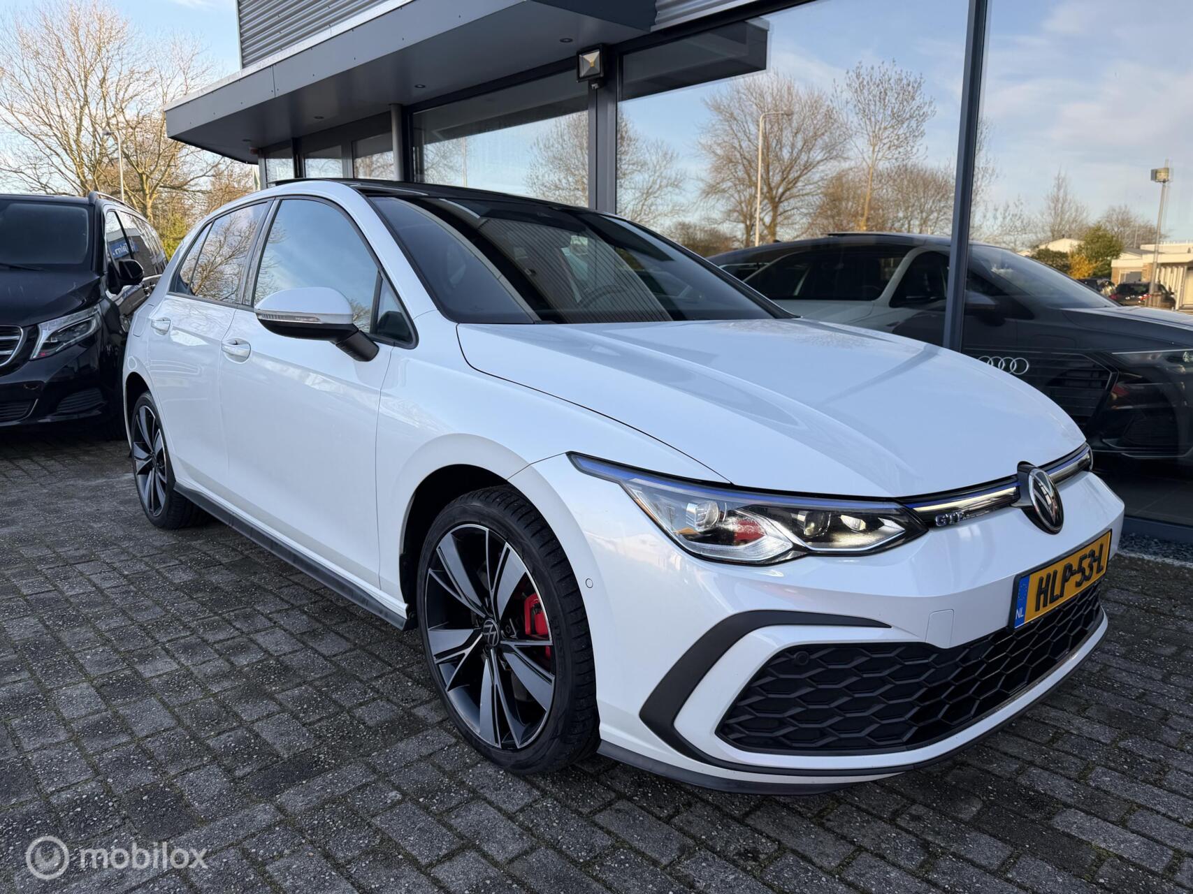 Foto van Volkswagen Golf GTE