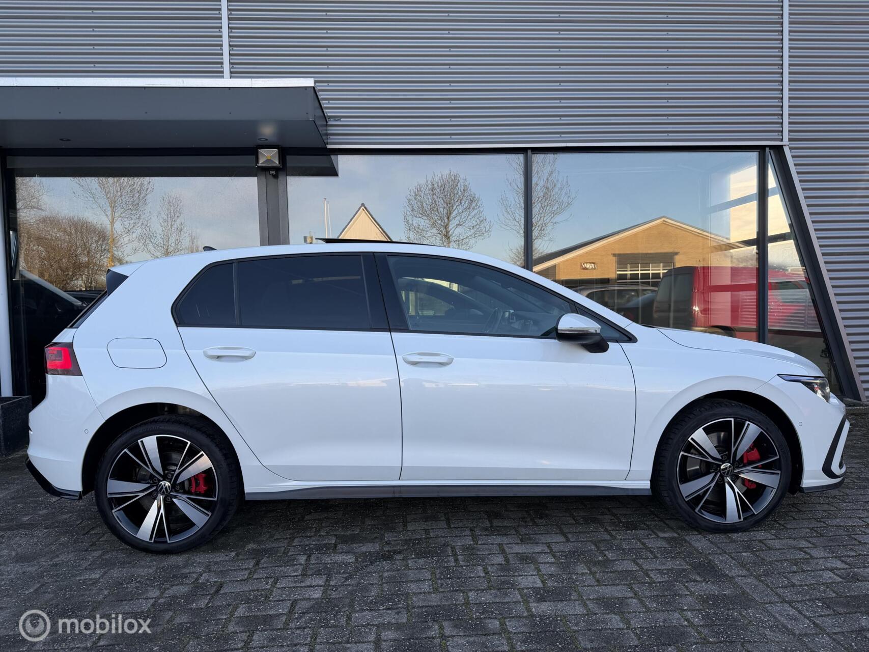 Foto van Volkswagen Golf GTE