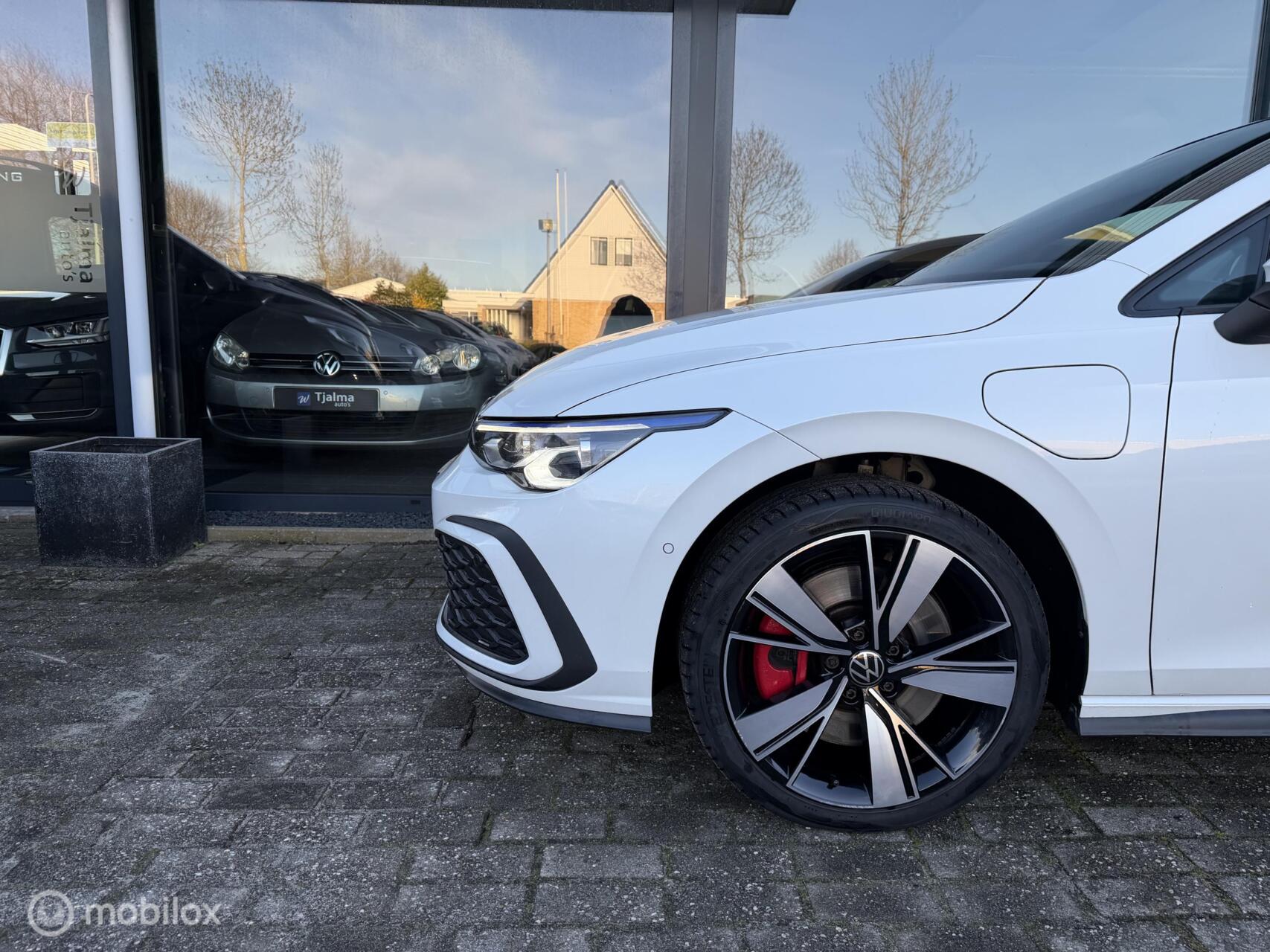Foto van Volkswagen Golf GTE