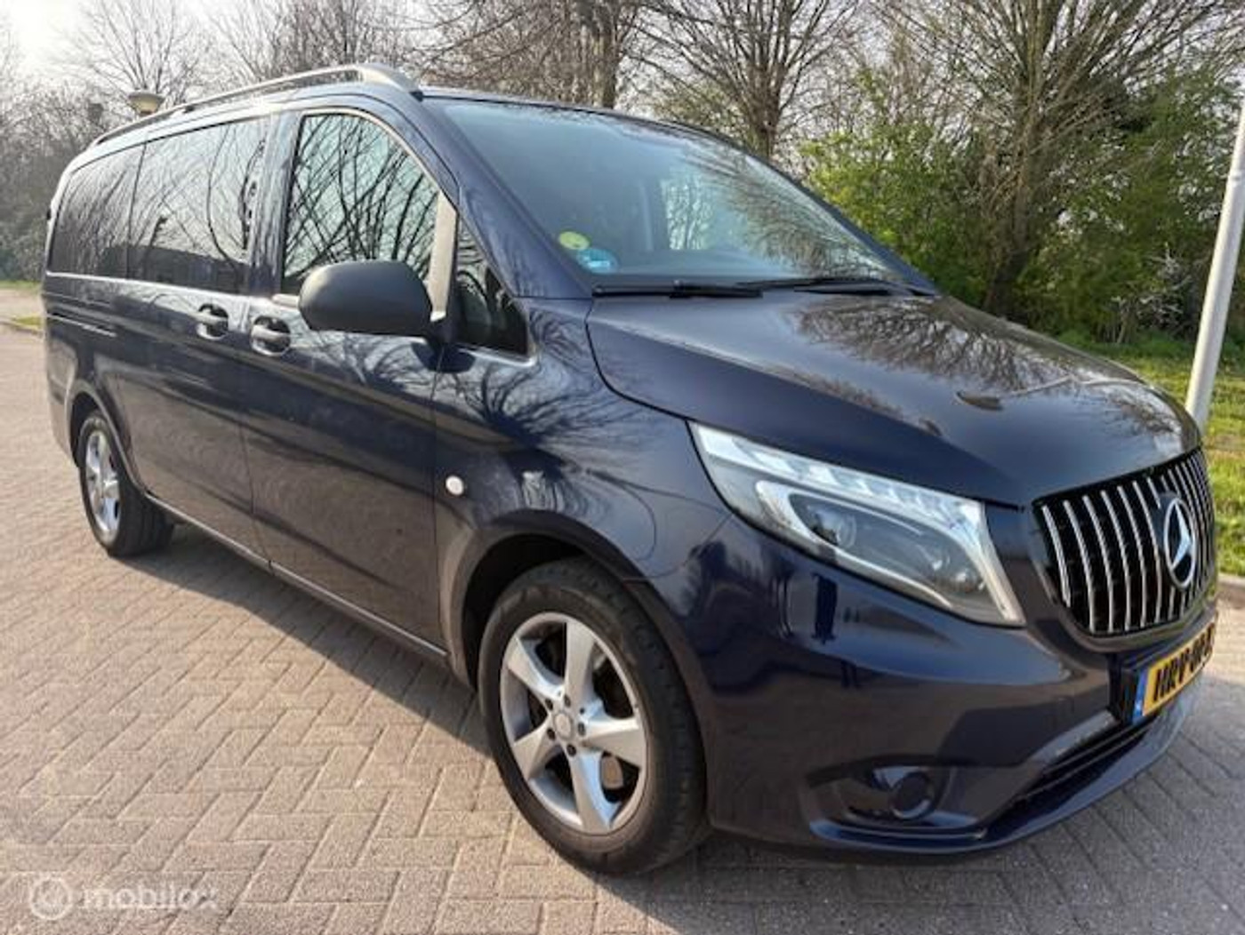 Foto van Mercedes-Benz Vito Tourer